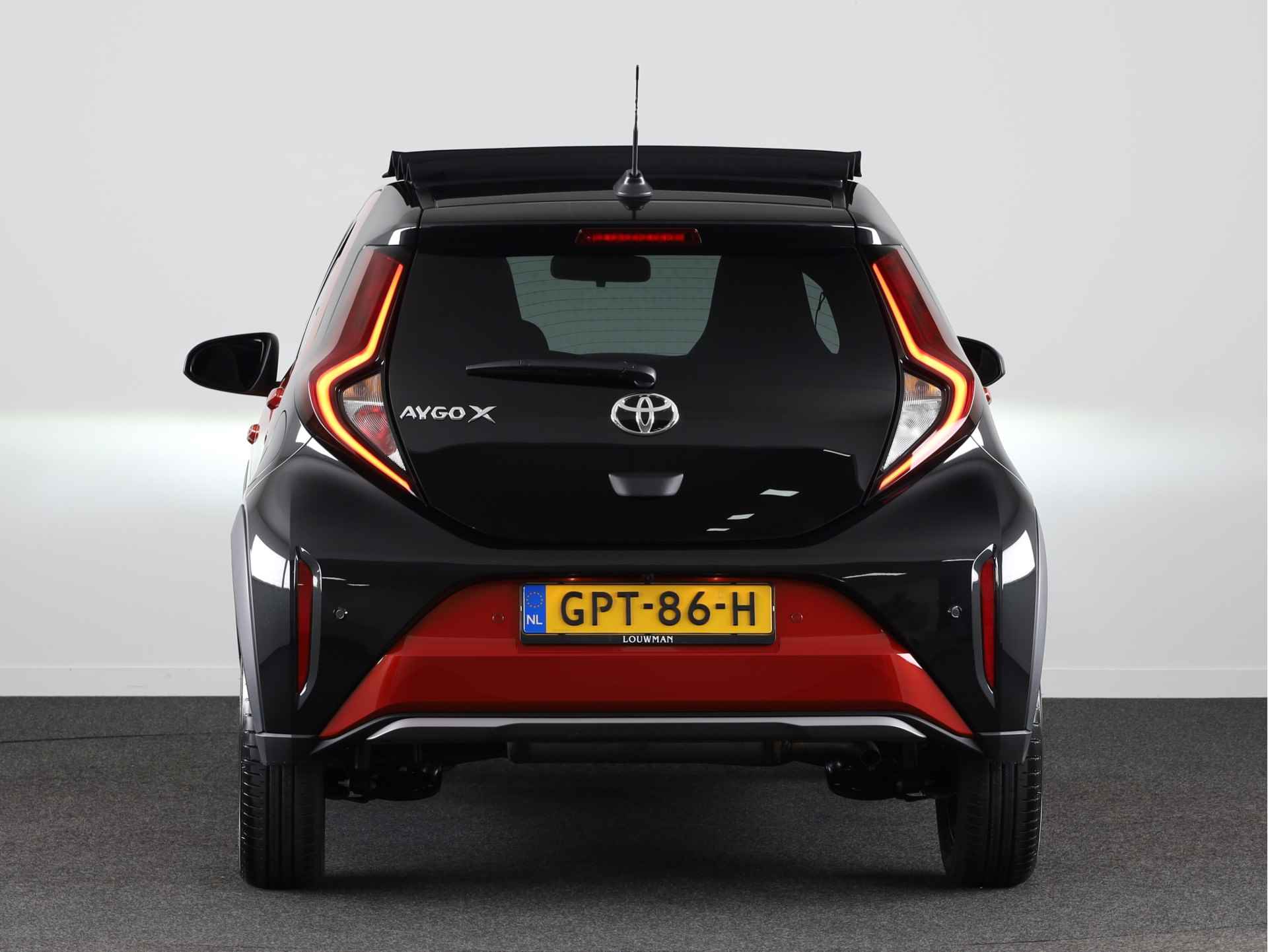 Toyota Aygo X 1.0 VVT-i S-CVT Automaat Envy Carbio *DEMO* | Direct Leverbaar | - 27/39