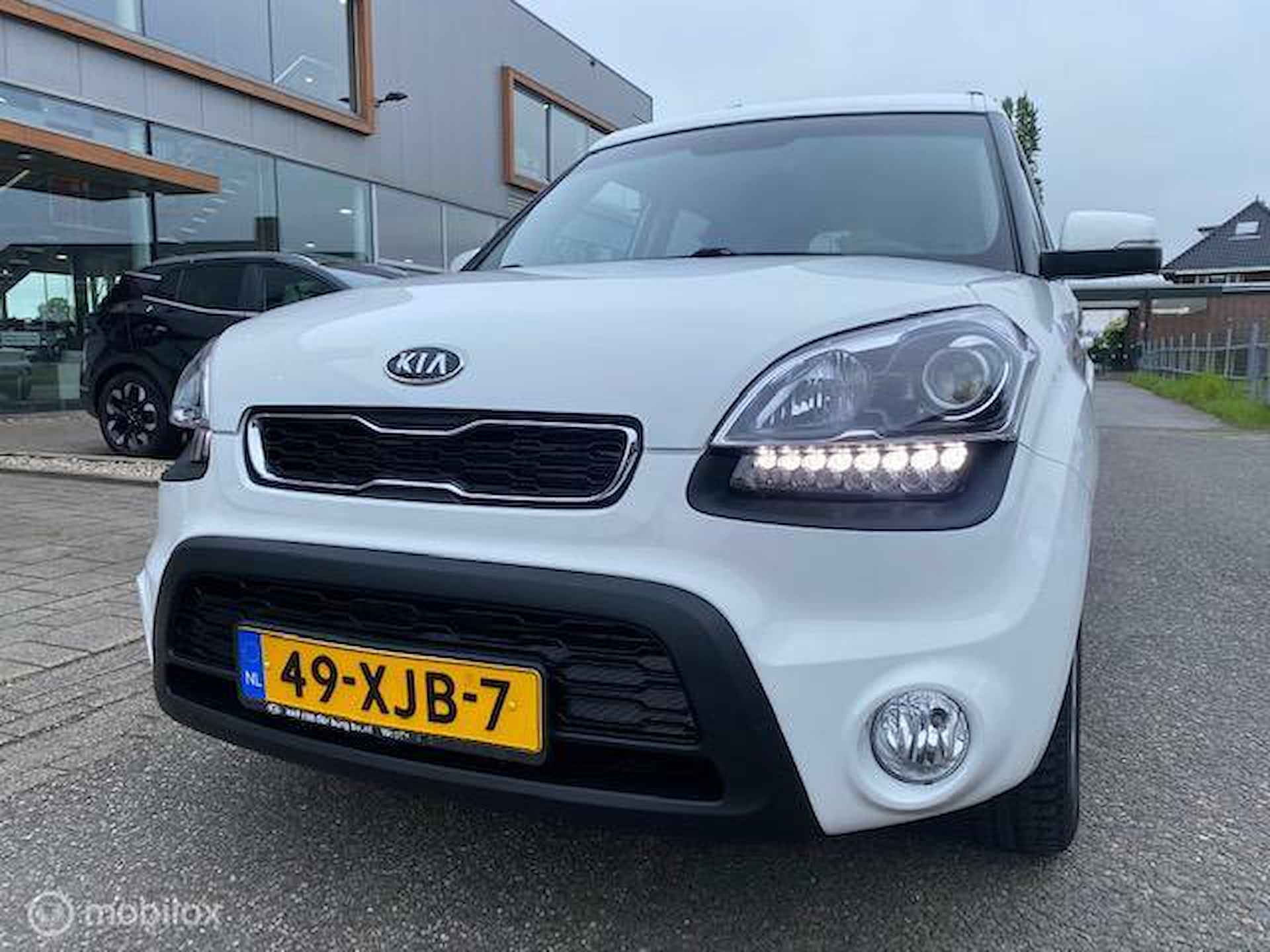 Kia Soul 1.6 Rhythm  Automaat , Hoge instap , Navigatie , Bluetooth , Cruise & Climate controle , Parkeerhulp , Lage km stand !! - 8/34