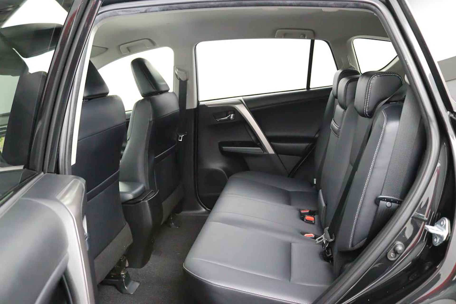 Toyota RAV4 2.5 Hybrid Executive | Origineel NL | Trekhaak | Memory Seats | Lederen Bekleding | Navigatie | Stoelverwarming | Parkeersensoren Rondom | - 14/60