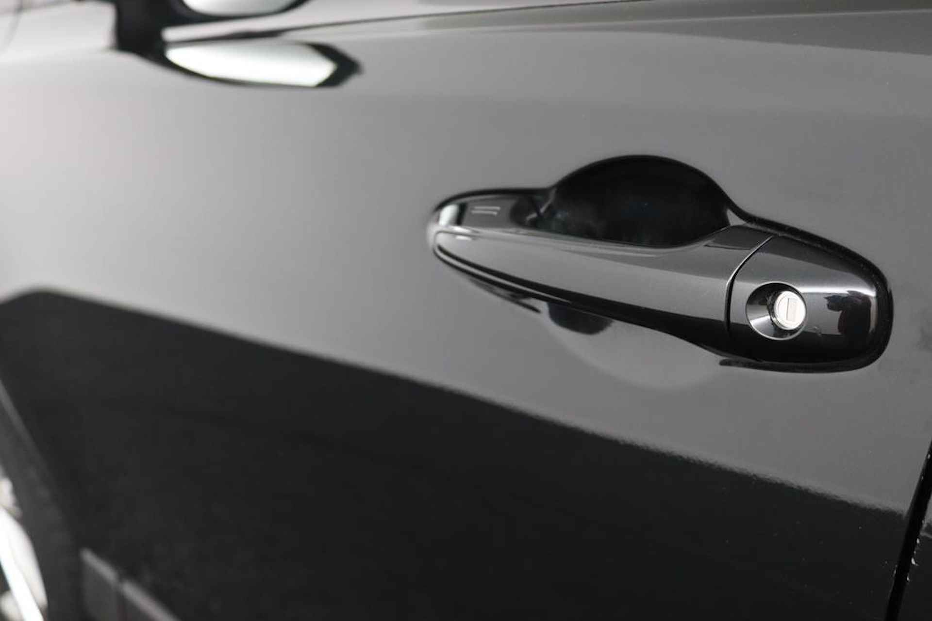 Toyota RAV4 2.5 Hybrid Executive | Origineel NL | Trekhaak | Memory Seats | Lederen Bekleding | Navigatie | Stoelverwarming | Parkeersensoren Rondom | - 48/60