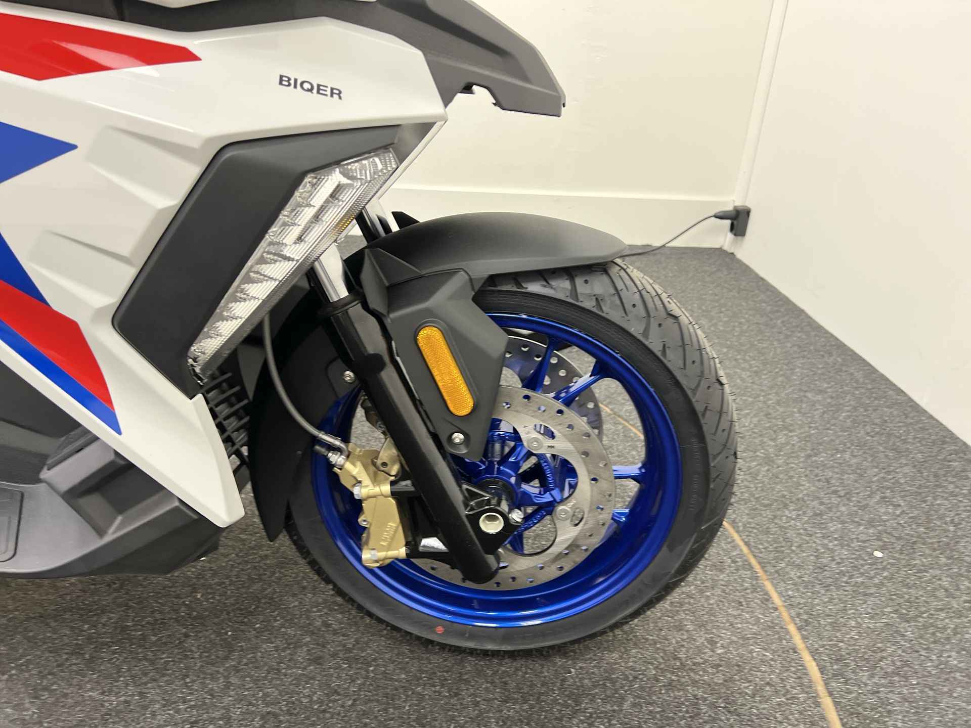 BMW C 400 X Sport kleurstelling - 11/17