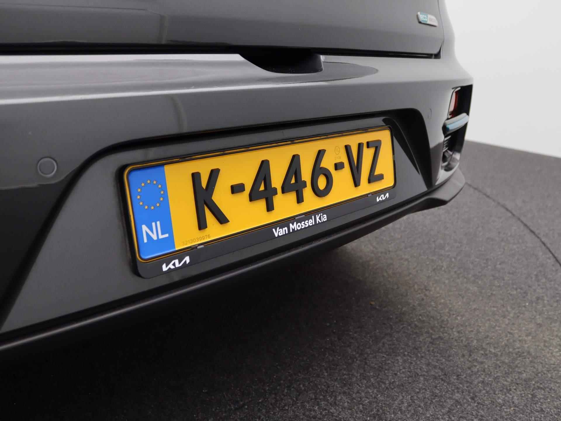 Kia e-Niro DynamicPlusLine 64 kWh Stoel + Stuur verwarming | Camera | Parkeer sensoren voor+achter | Navi | Clima - 39/45