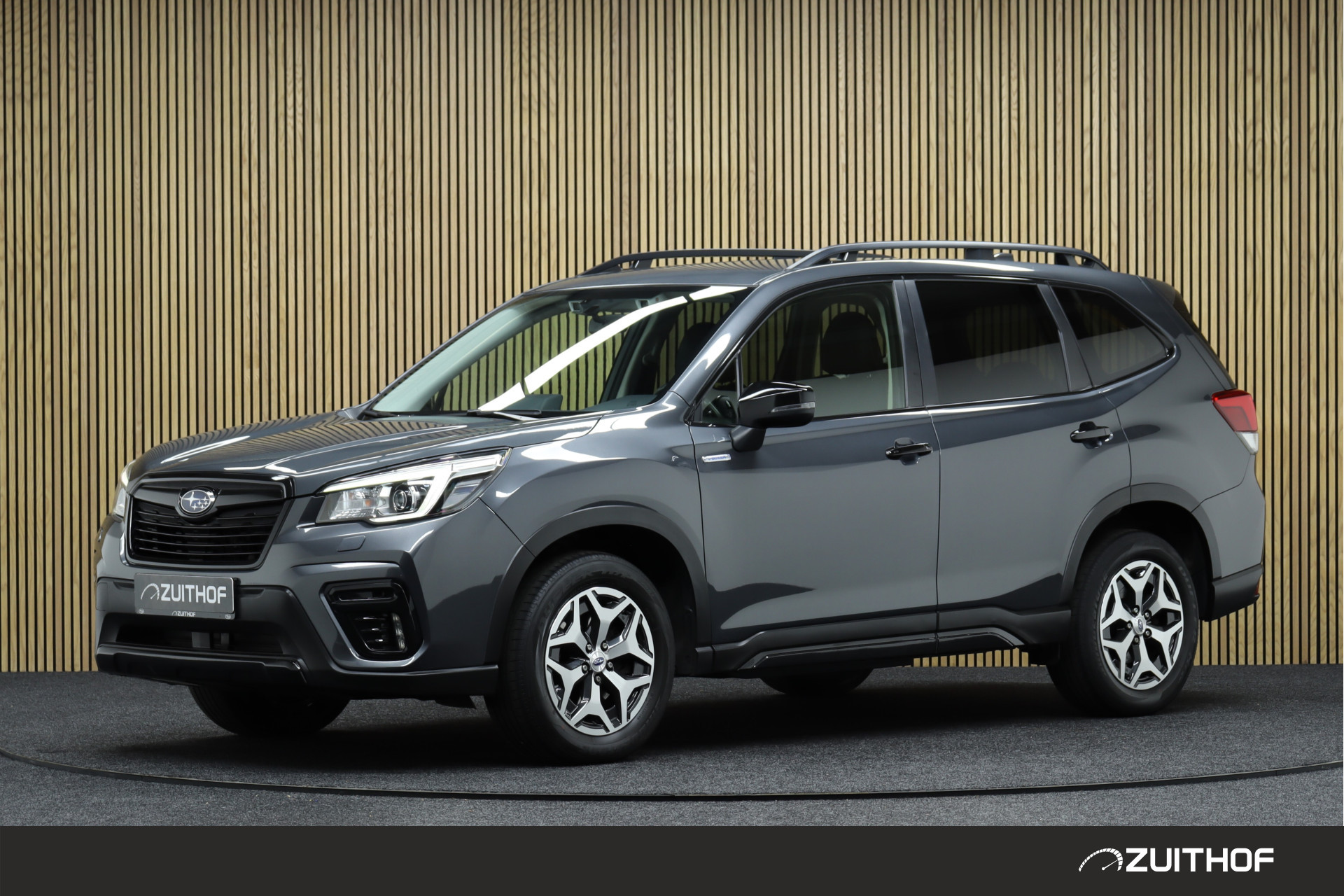 Subaru Forester 2.0i e-BOXER Luxury Black edition | Trekhaak | Maps Navigatie | Full Led | Adaptive Cruise |