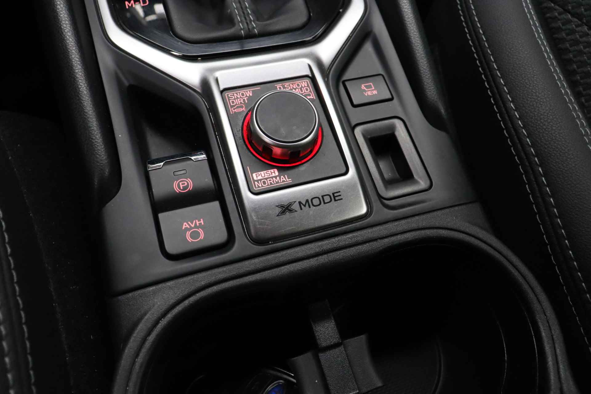 Subaru Forester 2.0i e-BOXER Luxury Black edition | Trekhaak | Maps Navigatie | Full Led | Adaptive Cruise | - 32/43