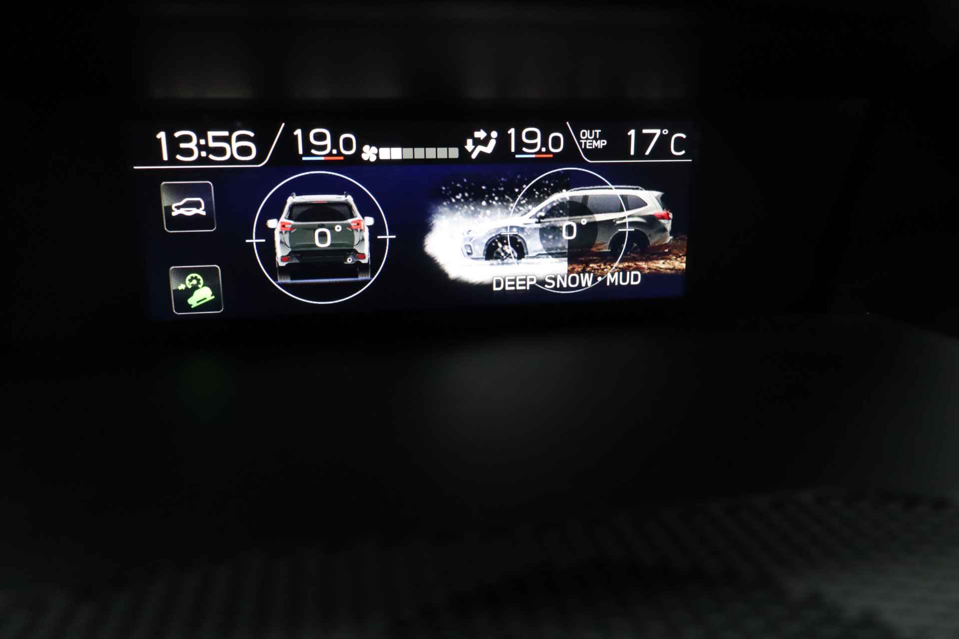 Subaru Forester 2.0i e-BOXER Luxury Black edition | Trekhaak | Maps Navigatie | Full Led | Adaptive Cruise | - 36/43