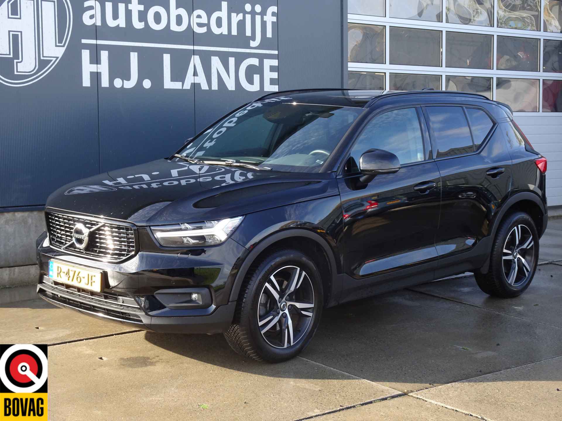 Volvo XC40