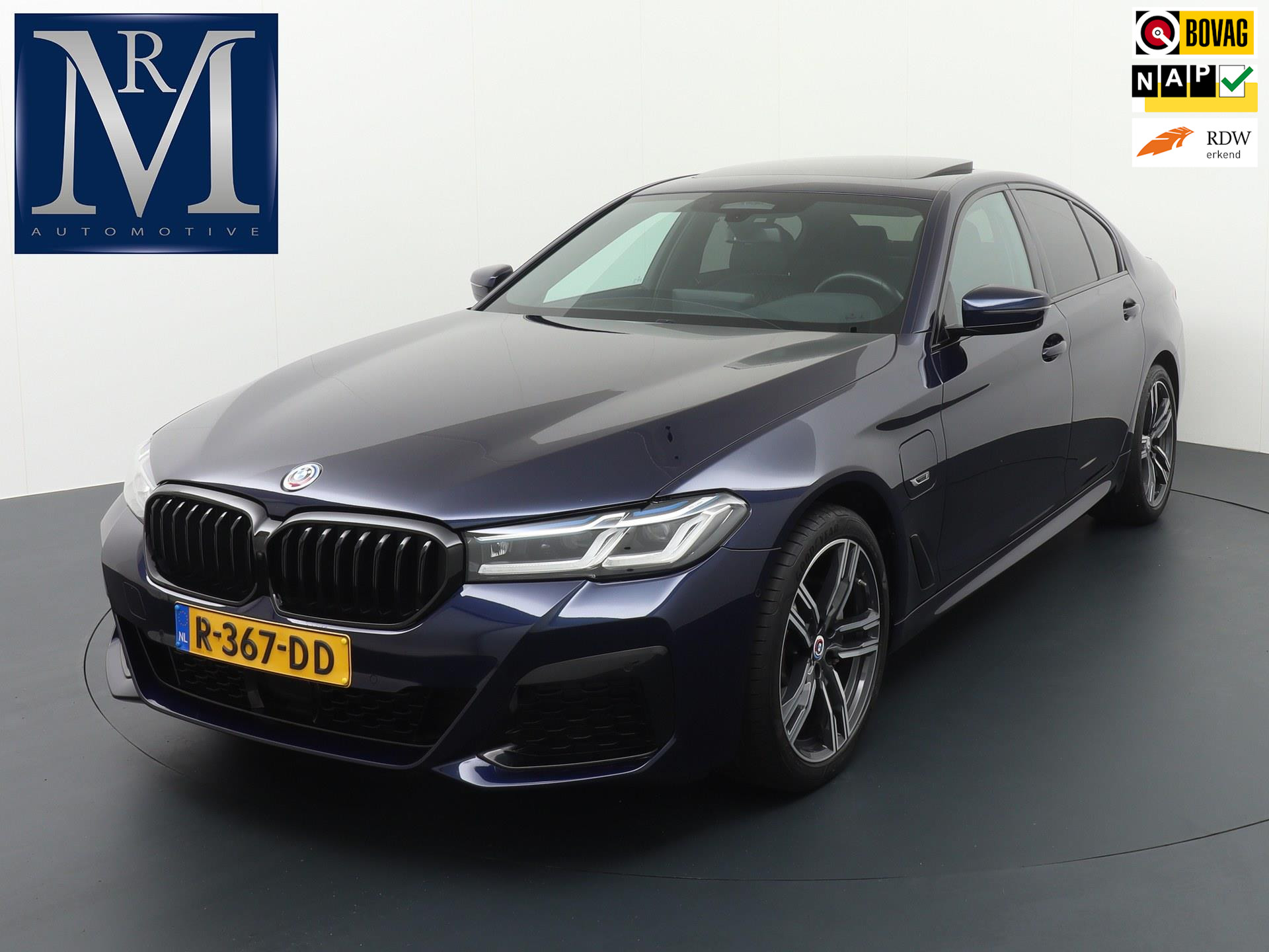BMW 5-serie 530e PHEV PLUG IN High Executive M Sport ORG. NL. |2E PAASDAG GEOPEND | MEGA COMPLEET | FABRIEKSGARANTIE bij viaBOVAG.nl