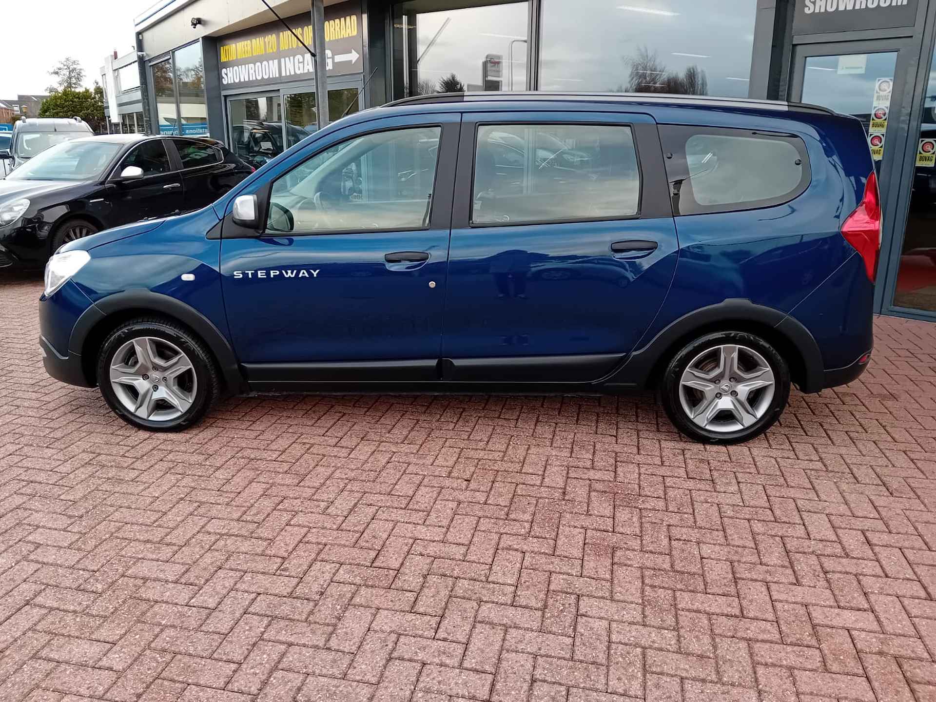 Dacia Lodgy 1.3 TCe Stepway Tech Road 7p. Airco, Multimediasysteem, Navigatie, Bluetooth, Camera, Parkeersensoren, Cruise control, Stoelverw BOVAG - 9/26