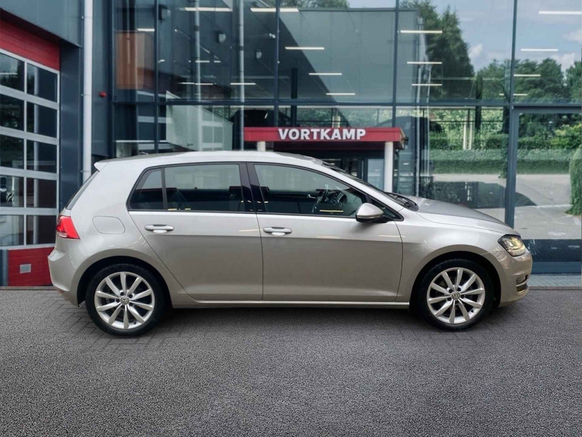 VOLKSWAGEN Golf 1.4 TSI DSG CAMERA/TREKHAAK/NAVI/CRUISE/PDC/STOELVERW - 4/23