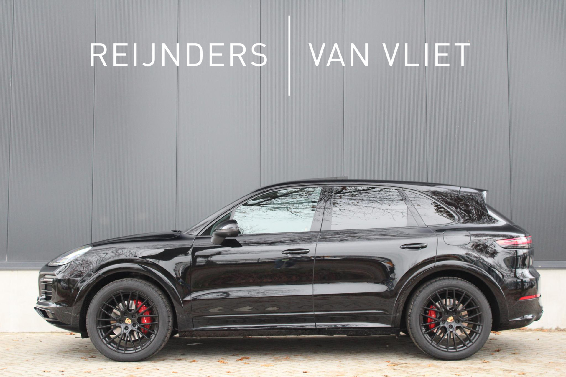 Porsche Cayenne 3.0-V6 E-Hybrid Platinum Edition | Sport Design | Pan.Dak | ACC | Klimaatstoelen | Bose | Sport Chrono |