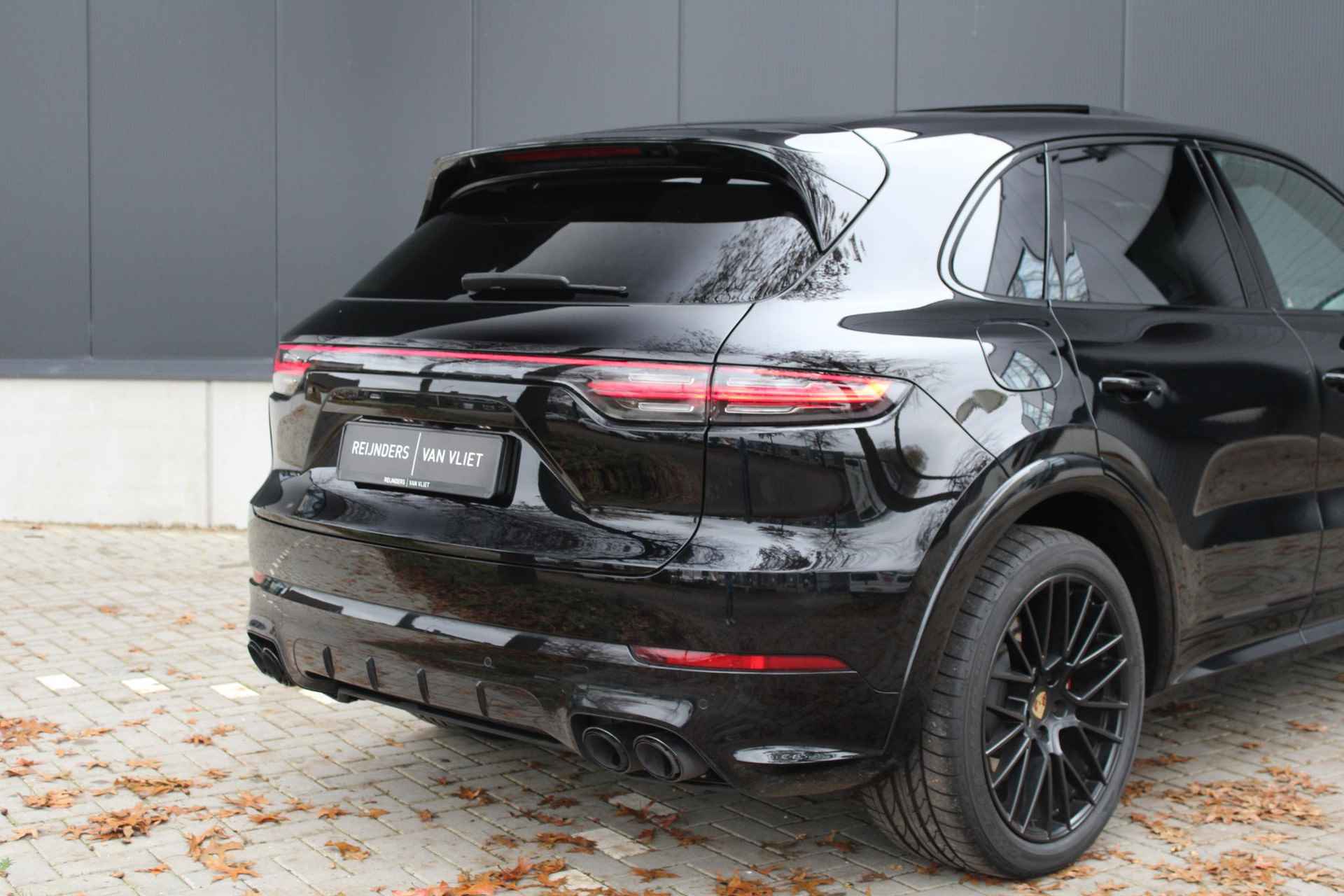 Porsche Cayenne 3.0-V6 E-Hybrid Platinum Edition | Sport Design | Pan.Dak | ACC | Klimaatstoelen | Bose | Sport Chrono | - 29/32