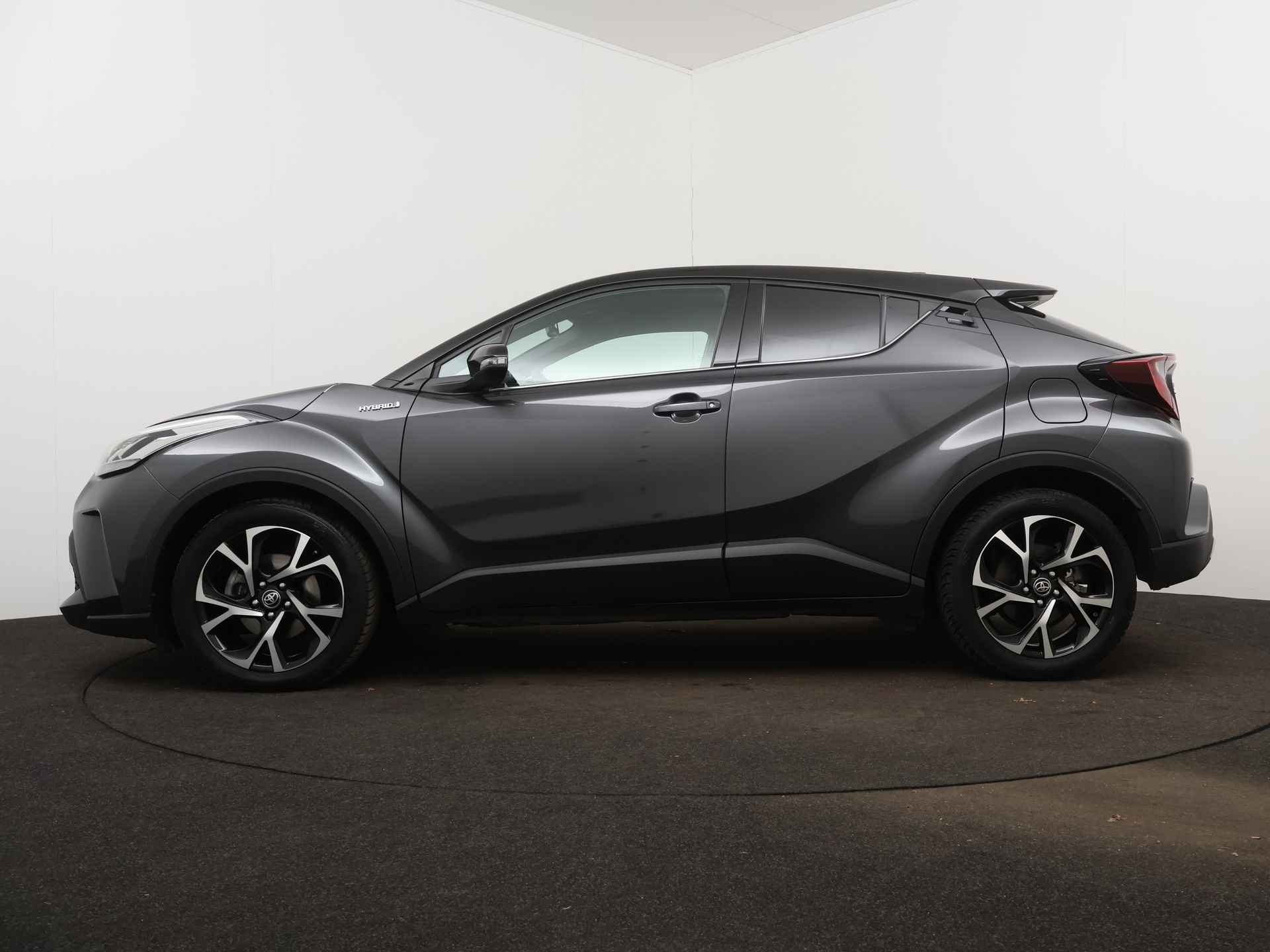 Toyota C-HR 2.0 Hybrid Dynamic Limited | Camera | Dodehoek Ass. | LM velgen | Parkeersensoren | Stoelverwarming | - 27/44