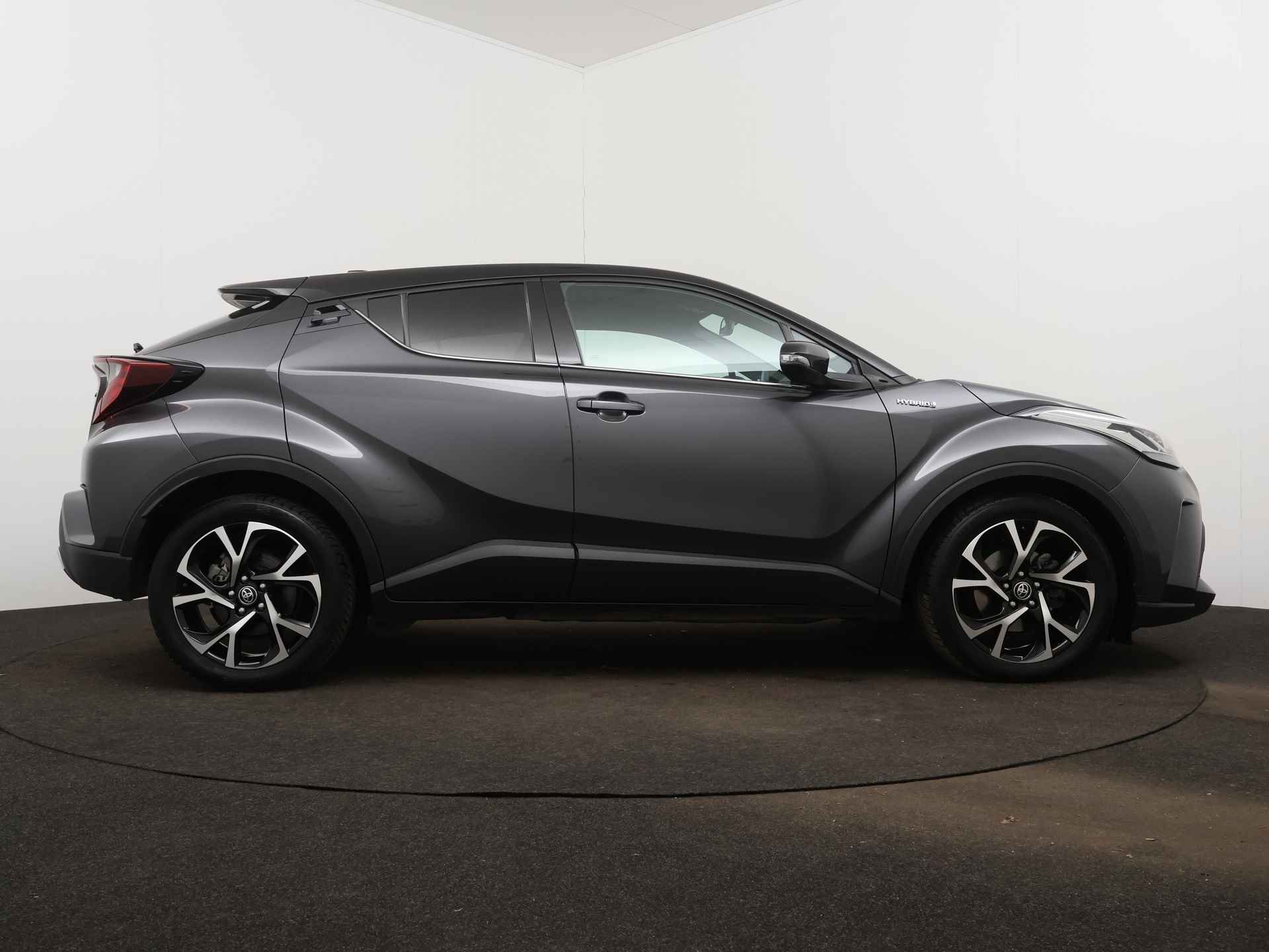 Toyota C-HR 2.0 Hybrid Dynamic Limited | Camera | Dodehoek Ass. | LM velgen | Parkeersensoren | Stoelverwarming | - 28/44