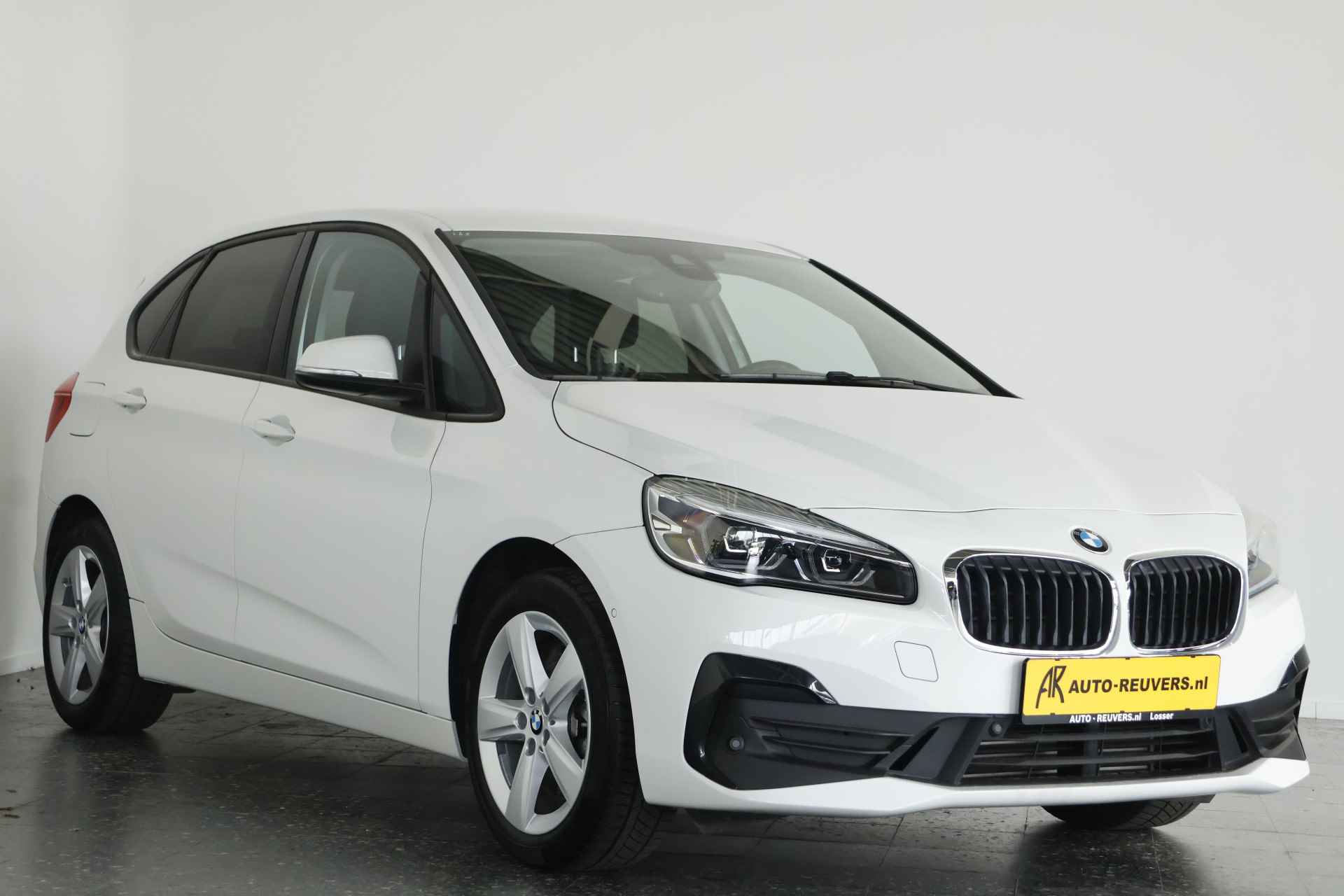 BMW 2 Serie Active Tourer 225xe Advantage / LED / Navi / Clima / Bluetooth / Cruisecontrol - 4/28