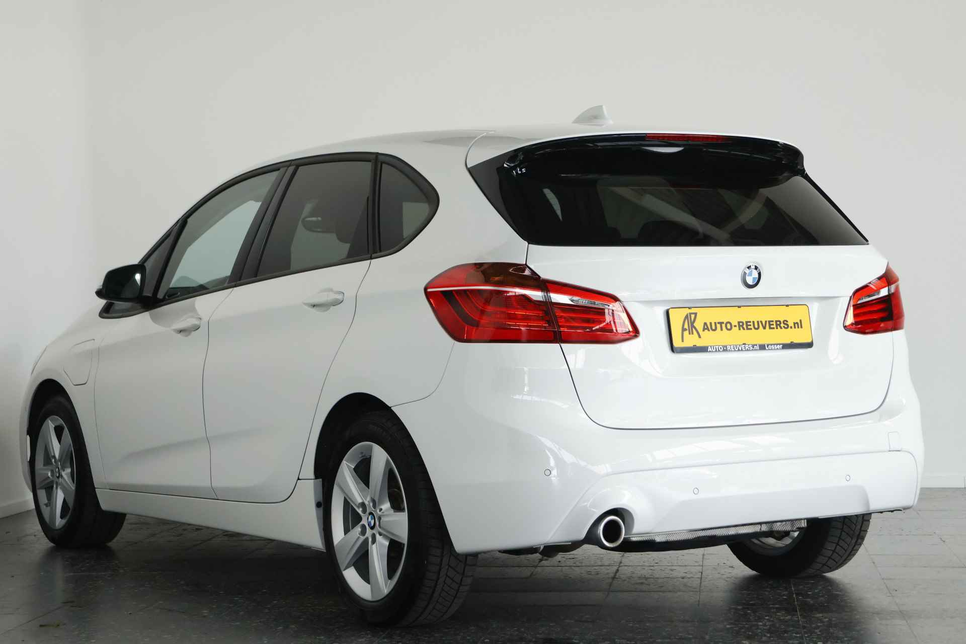 BMW 2 Serie Active Tourer 225xe Advantage / LED / Navi / Clima / Bluetooth / Cruisecontrol - 5/28