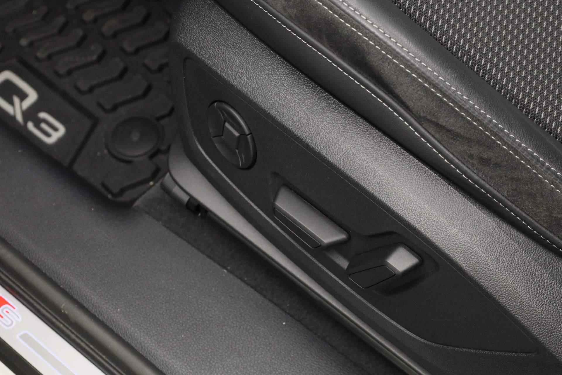 Audi Q3 45 TFSI e 245PK S-tronic S edition | Pano | Matrix LED | Navi | Keyless | Camera | Stoelverwarming - 14/48