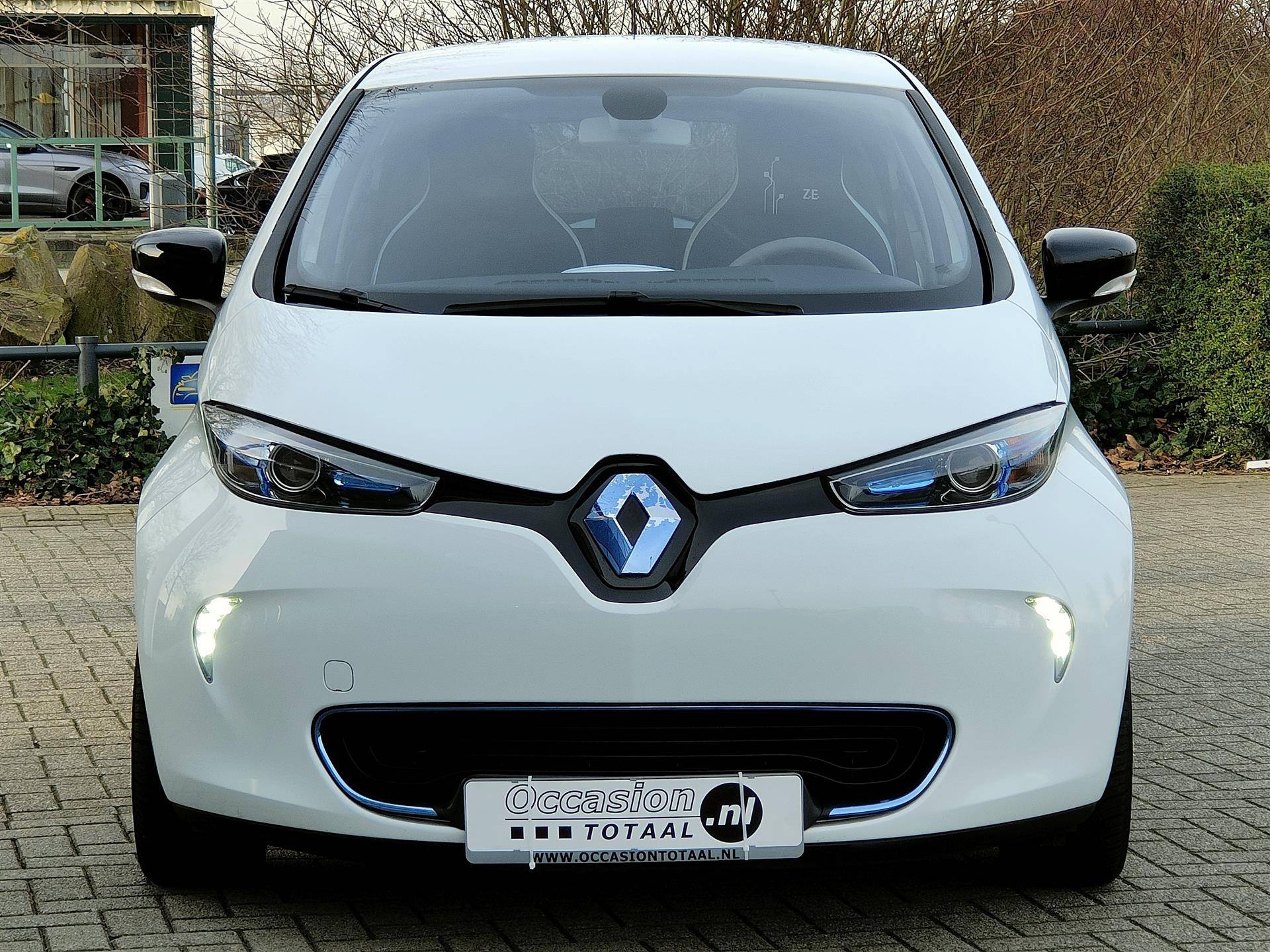 Renault ZOE Q210 Life | 120km Range 22 kWh (2000 euro subsidie) | Climate | Cruise | Navi | - 2/20