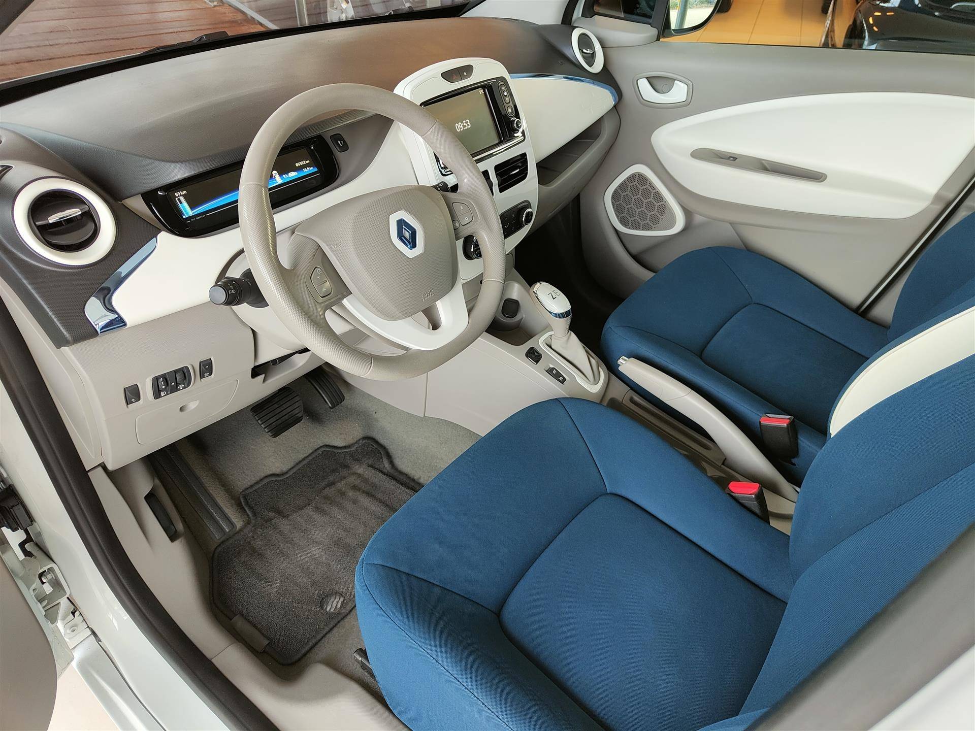 Renault ZOE Q210 Life | 120km Range 22 kWh (2000 euro subsidie) | Climate | Cruise | Navi | - 11/20