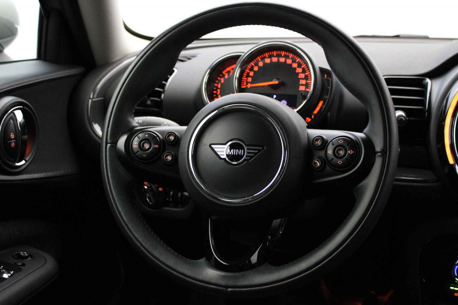 MINI Cooper Clubman 1.5 Pepper Automaat - Carplay, Panorama, Camera - 13/32