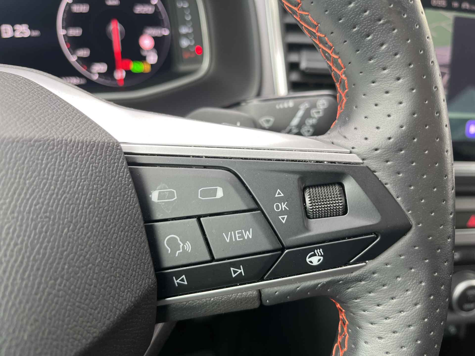 SEAT Ateca 1.5 TSI FR Business Intense / AUTOMAAT/ TREKHAAK/ BEATS AUDIO/ 360 CAMERA/ PARK. SENSOREN/ MATRIX/ KEYLESS/ MEMORY SEATS/ DODE HOEK/ STOEL-STUURVERWARM./ DCC/ ADAPT. CRUISE/ APP-CONNECT/ NAVI/ CLIMA/ DAB/ 19" LMV - 13/31