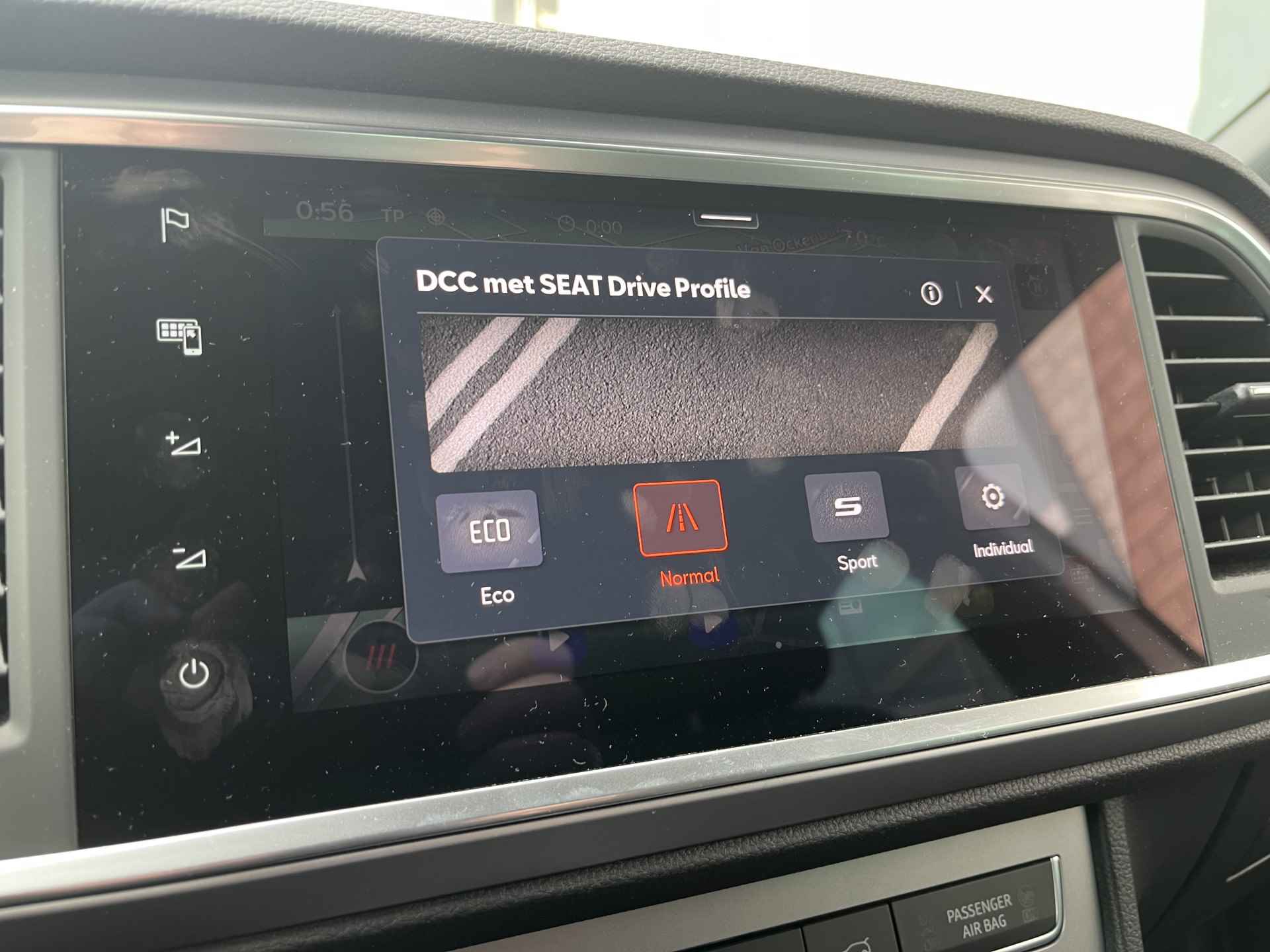 SEAT Ateca 1.5 TSI FR Business Intense / AUTOMAAT/ TREKHAAK/ BEATS AUDIO/ 360 CAMERA/ PARK. SENSOREN/ MATRIX/ KEYLESS/ MEMORY SEATS/ DODE HOEK/ STOEL-STUURVERWARM./ DCC/ ADAPT. CRUISE/ APP-CONNECT/ NAVI/ CLIMA/ DAB/ 19" LMV - 20/31