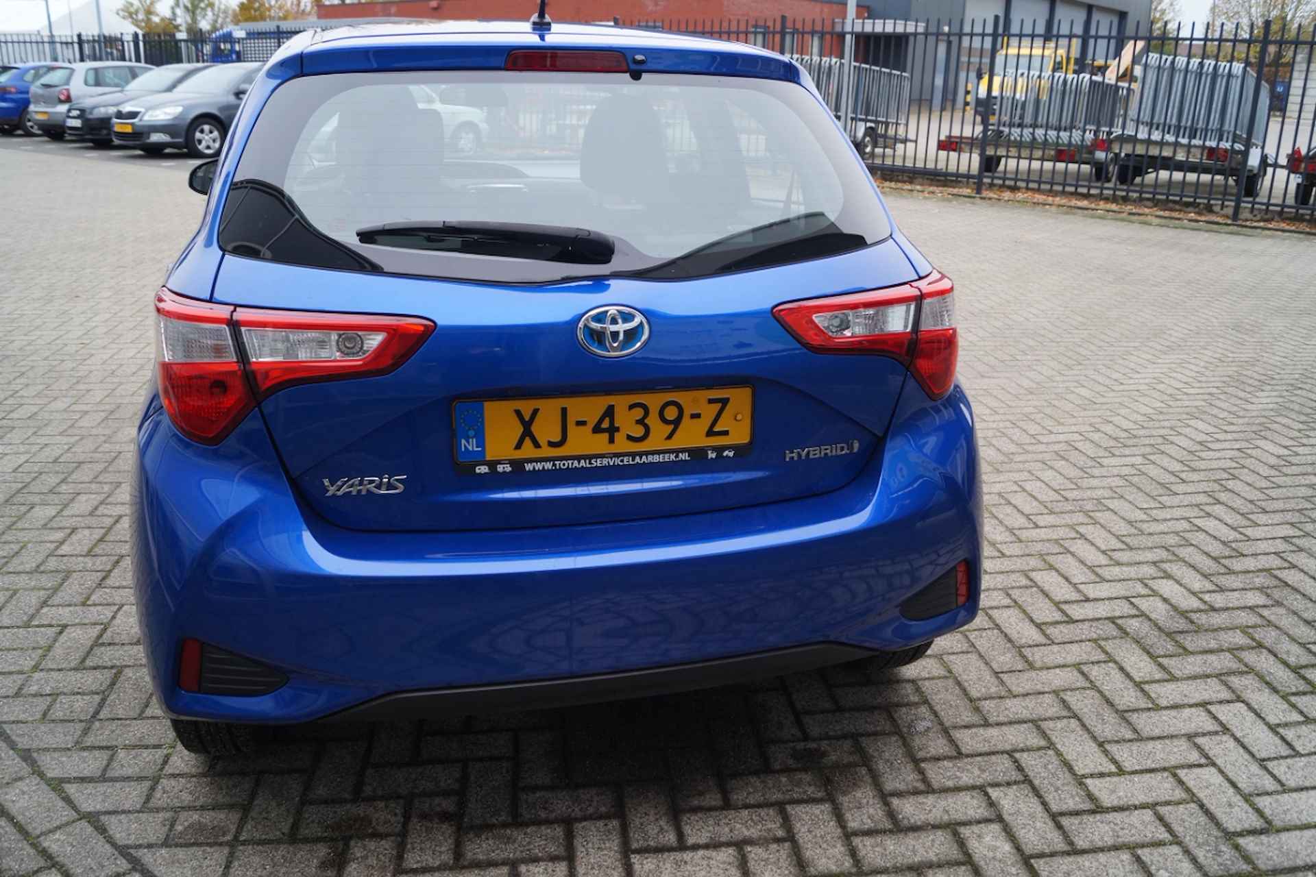 Toyota Yaris HYBRID 1.5 Dynamic Automaat + achteruitrijcamera - 3/17