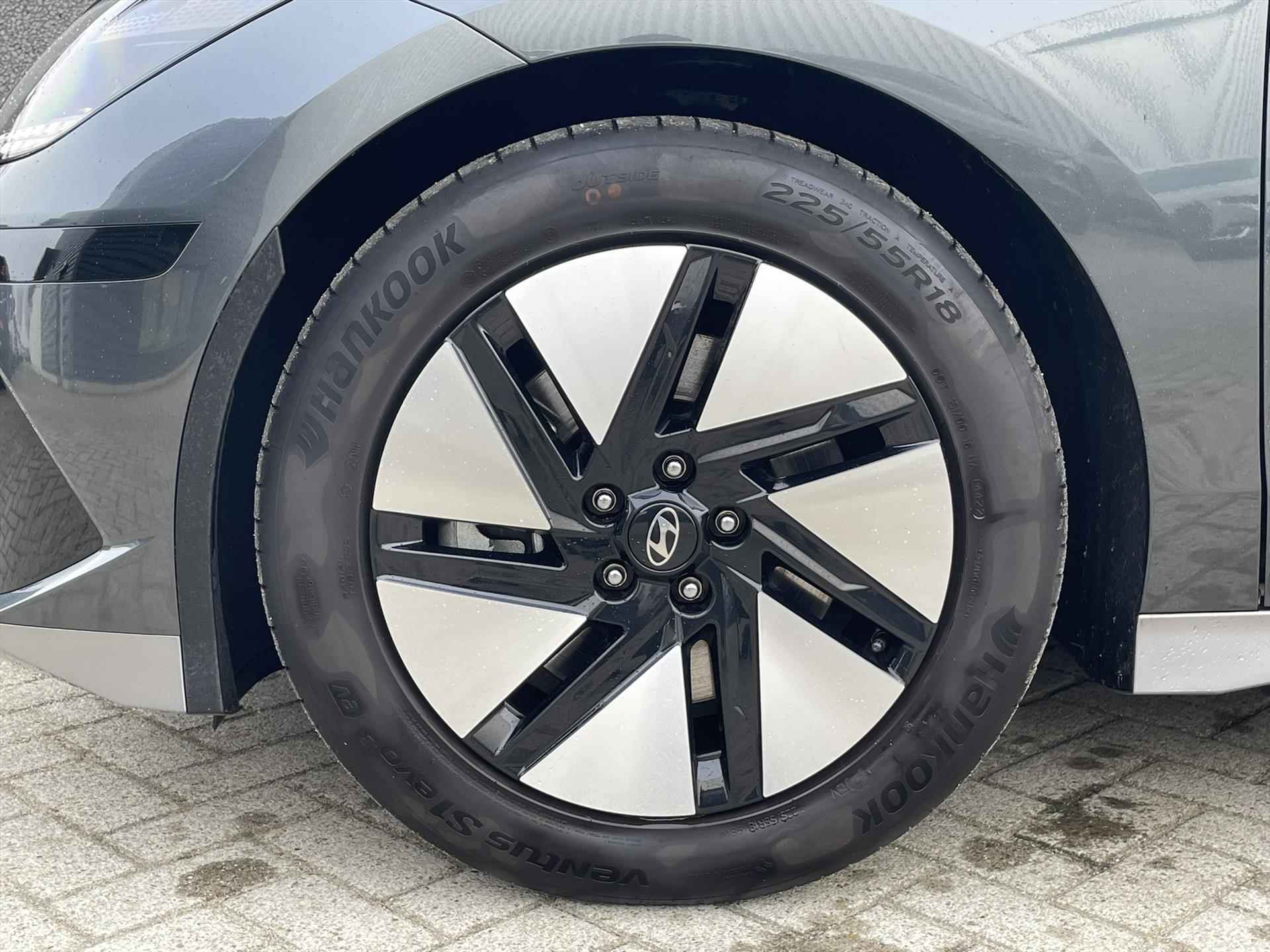 Hyundai Ioniq 6 77,4 kWh 229pk RWD Connect | 100% ELEKTRISCH! | Navigatie | Stoelverwarming Voor & Achter | Camera Achter | PDC Voor & Achter | - 31/44