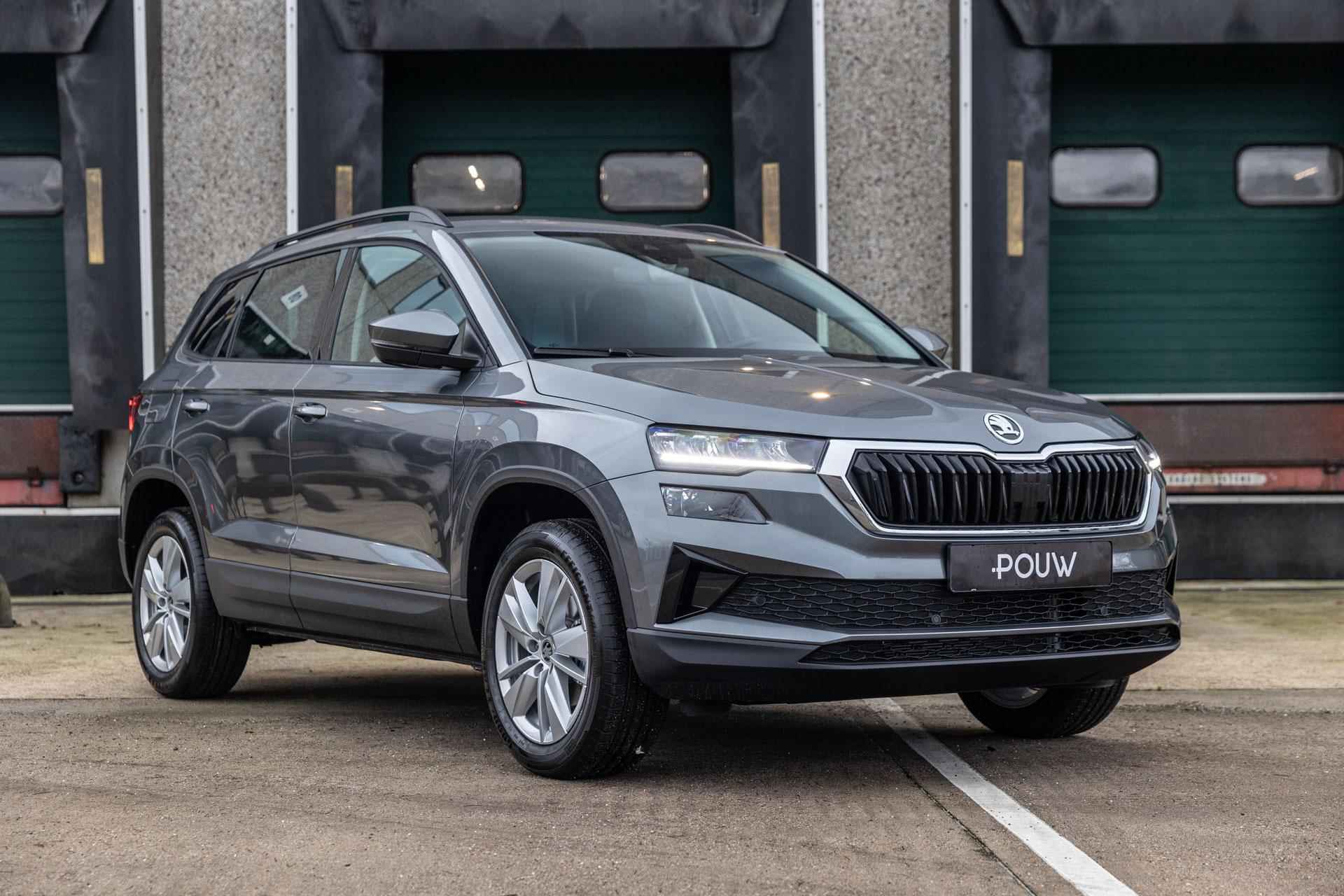 Skoda Karoq 1.0 TSI 115pk Business Edition | Navigatie Pakket | 17" Velgen - 8/44