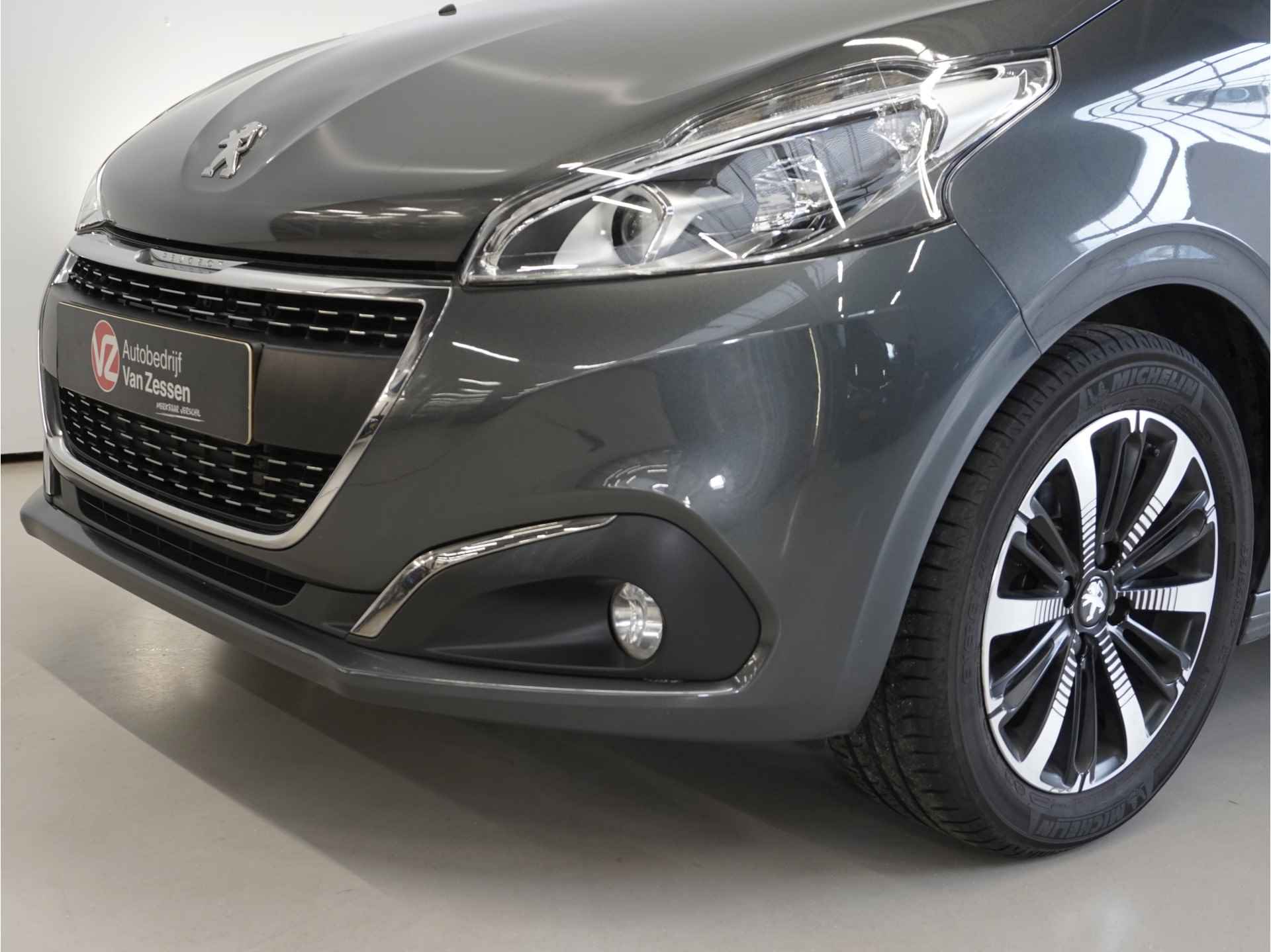 Peugeot 208 1.2 PureTech Allure | Camera | Climate | 16" velgen | Navi | 1e Eigenaar | NL Auto | Rijklaarprijs - 3/51