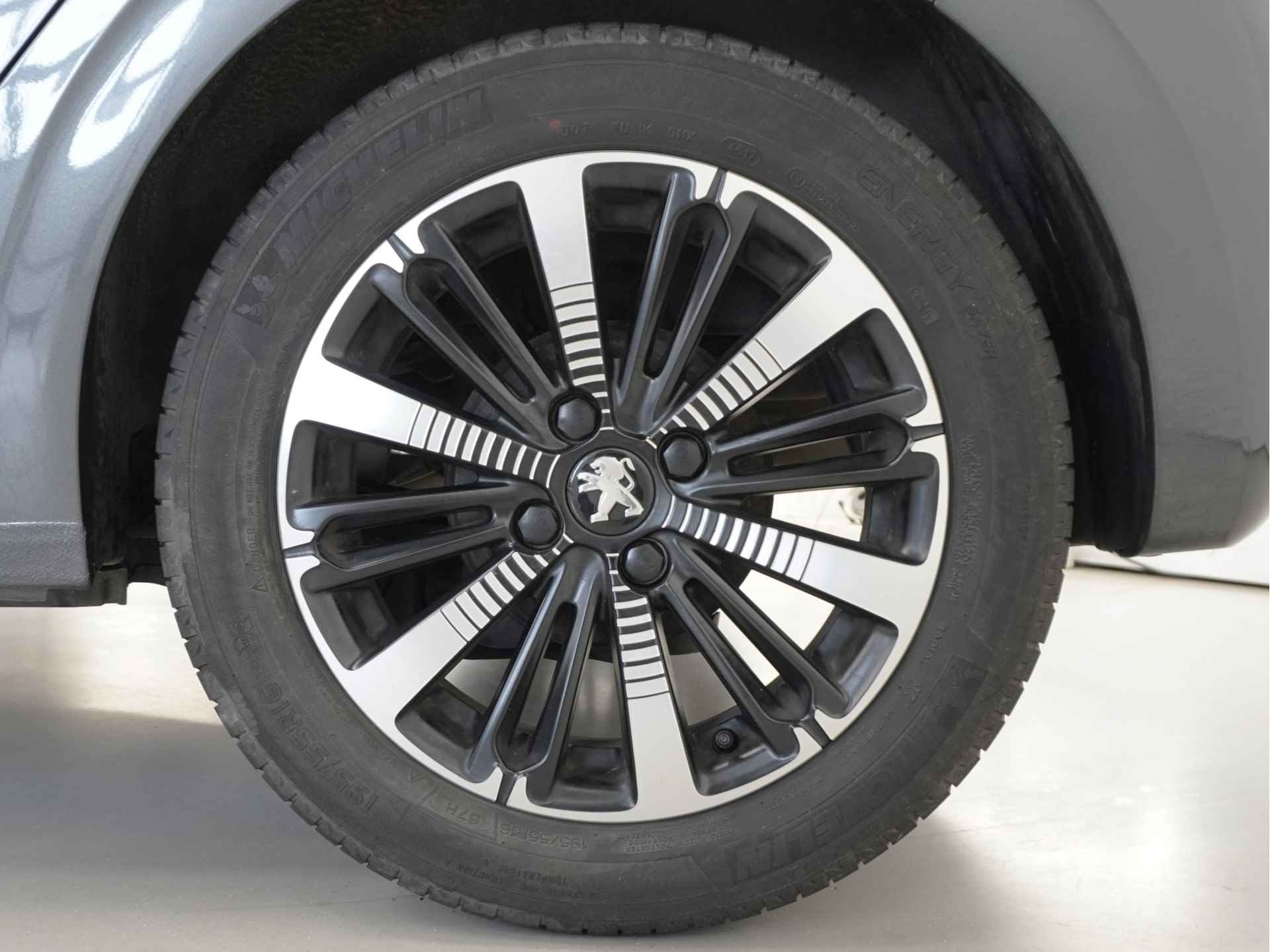 Peugeot 208 1.2 PureTech Allure | Camera | Climate | 16" velgen | Navi | 1e Eigenaar | NL Auto | Rijklaarprijs - 12/51