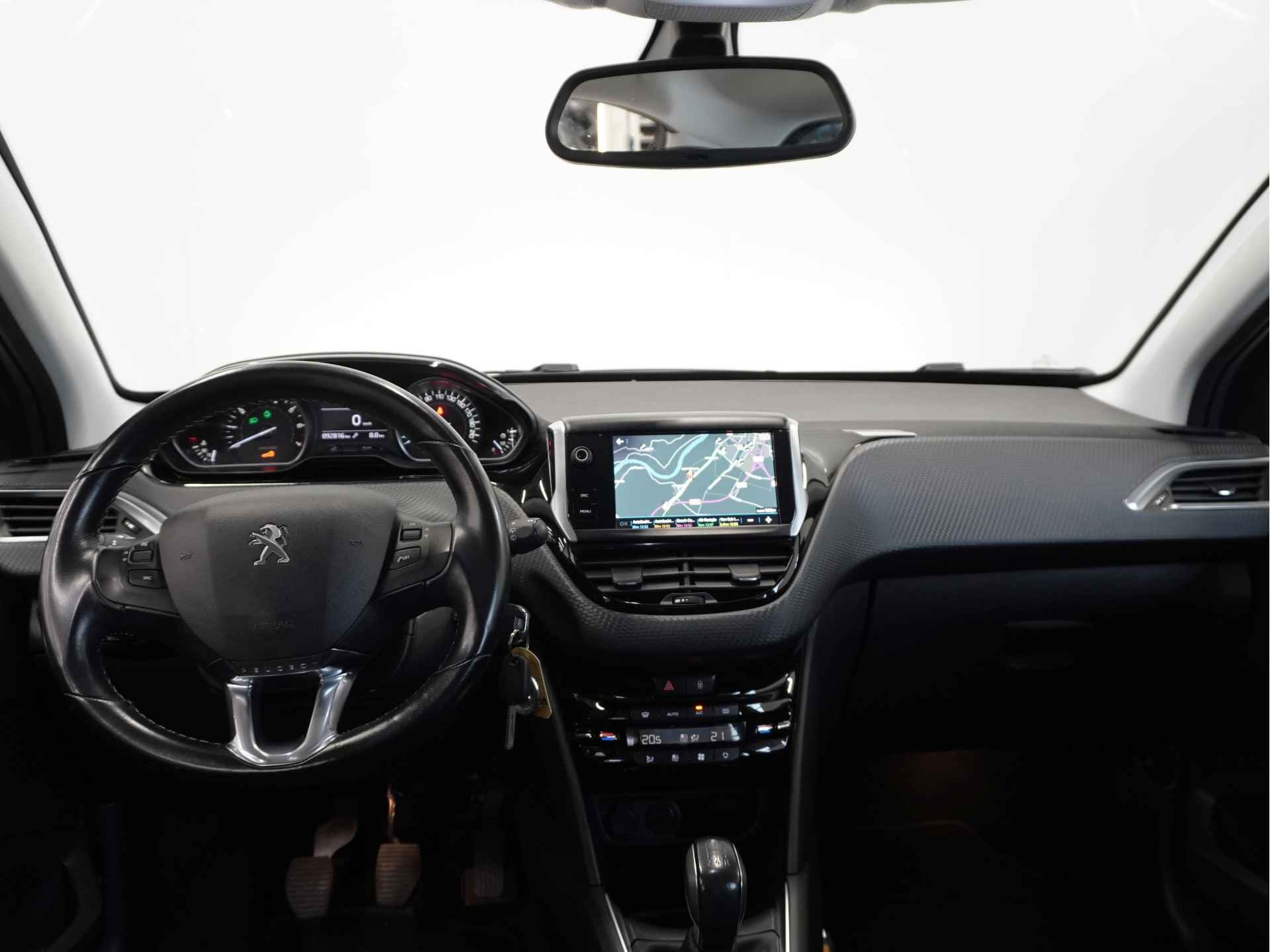 Peugeot 208 1.2 PureTech Allure | Camera | Climate | 16" velgen | Navi | 1e Eigenaar | NL Auto | Rijklaarprijs - 20/51