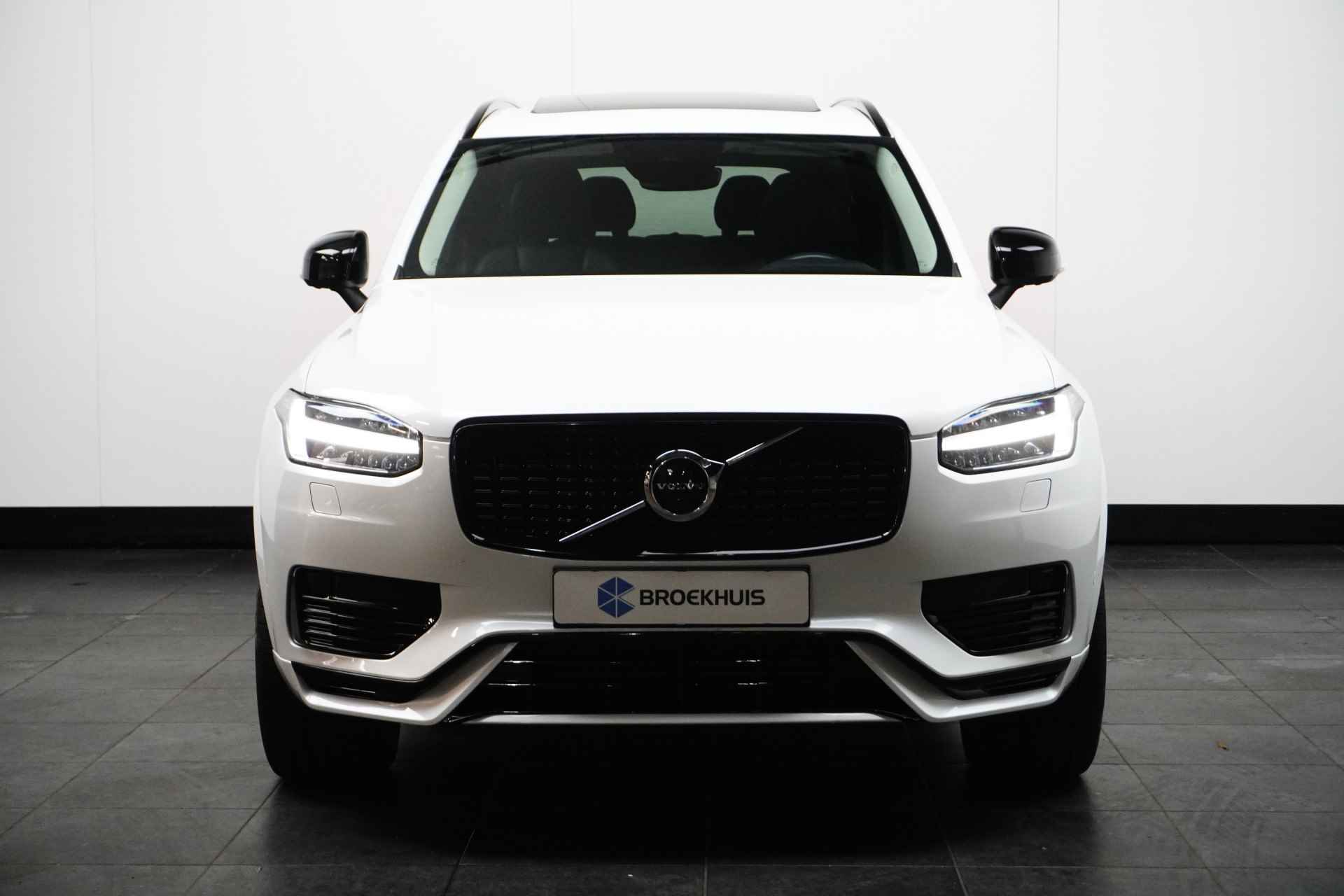 Volvo XC90 T8 Recharge AWD R-Design | Luchtvering | Adaptive Cruise | Harman/Kardon | 360° Camera | Panoramadak | 20-Inch | Trekhaak | BLIS - 4/37