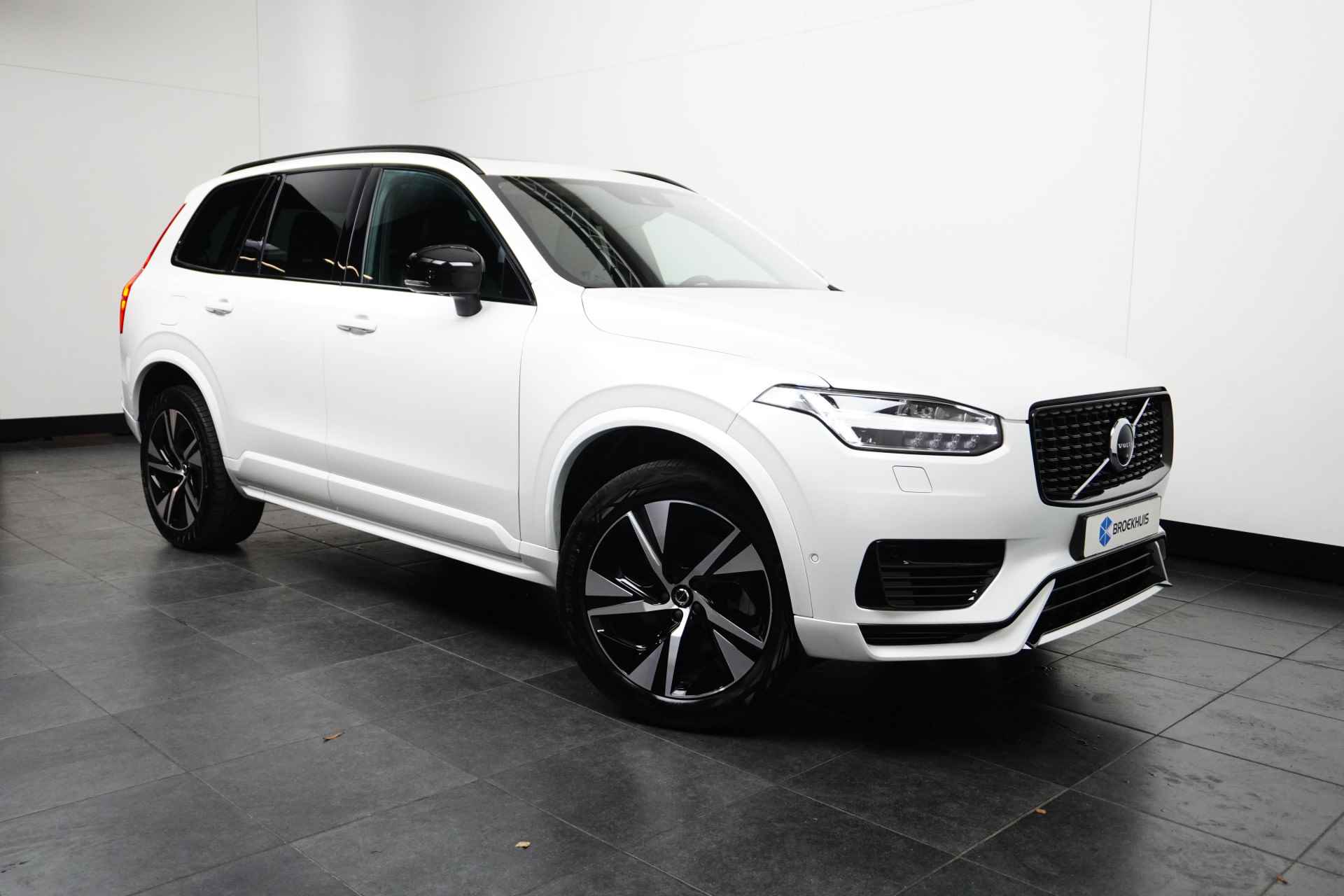 Volvo XC90 T8 Recharge AWD R-Design | Luchtvering | Adaptive Cruise | Harman/Kardon | 360° Camera | Panoramadak | 20-Inch | Trekhaak | BLIS - 5/37