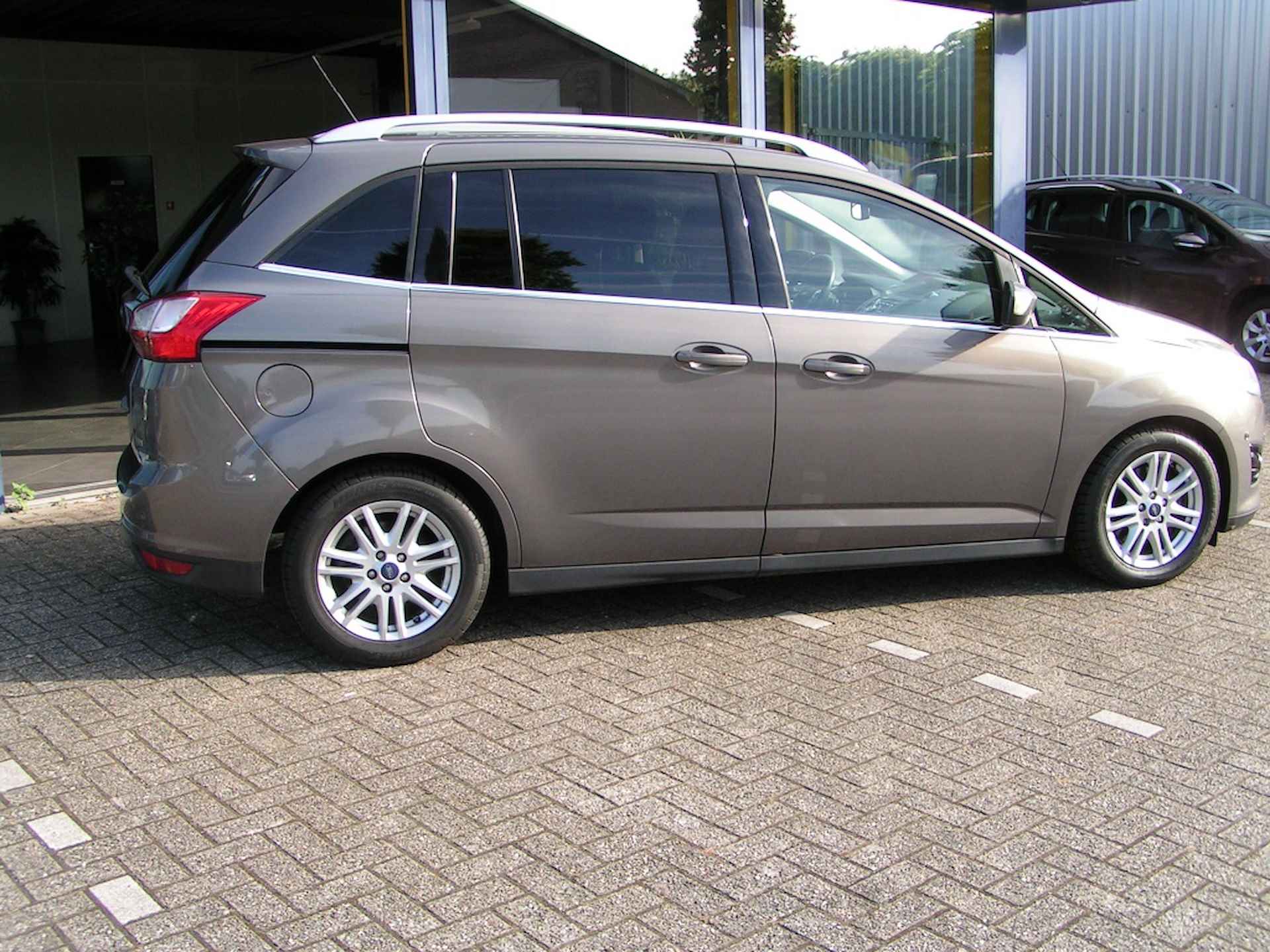 Ford Grand C-Max 1.0 Titanium 7p. - 2/19