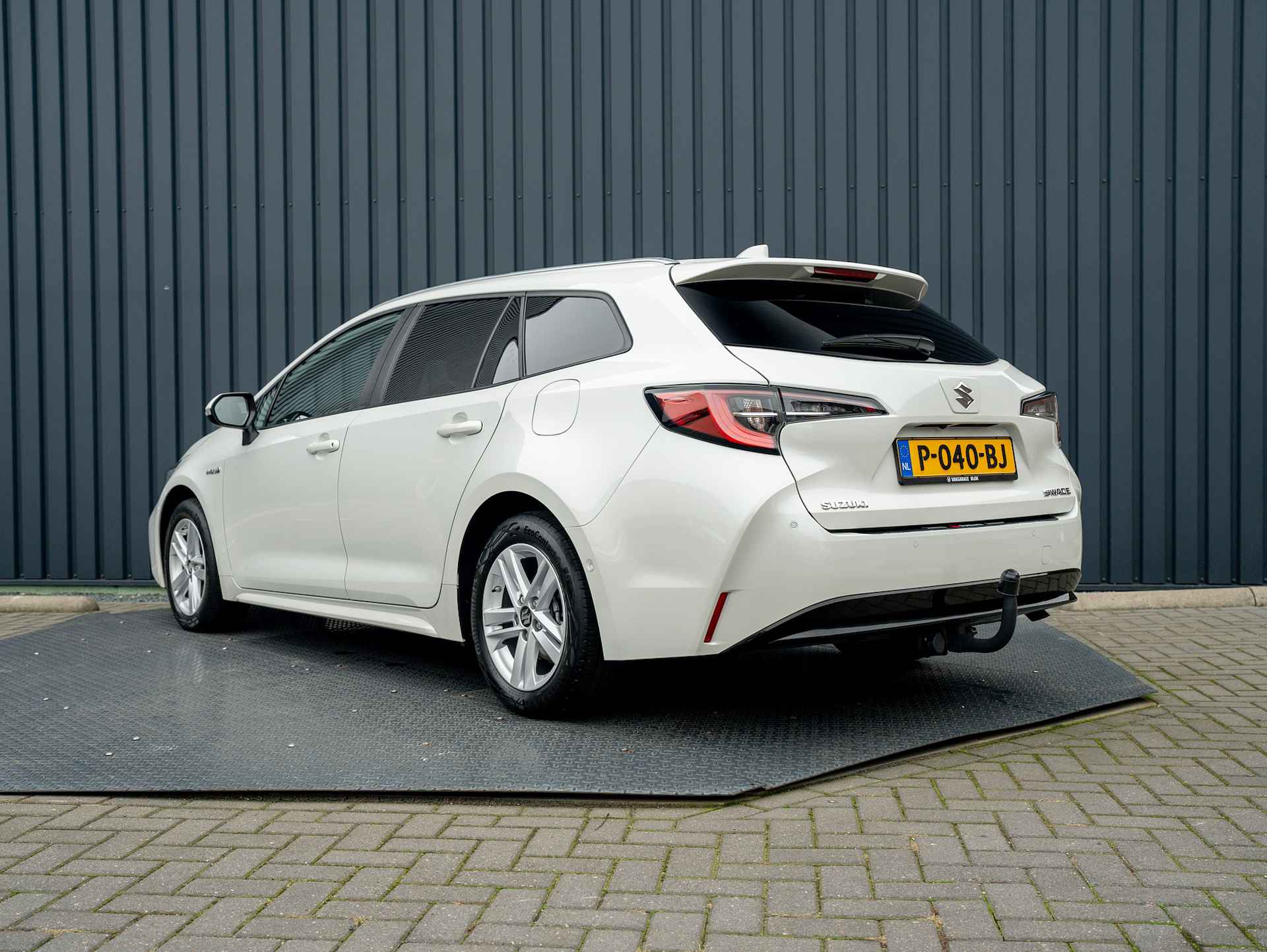 Suzuki Swace 1.8 Hybrid Style | Trekhaak afnb. | Stoel & Stuur verw. | Dodehoek sensoren | Prijs Rijklaar!! - 38/57