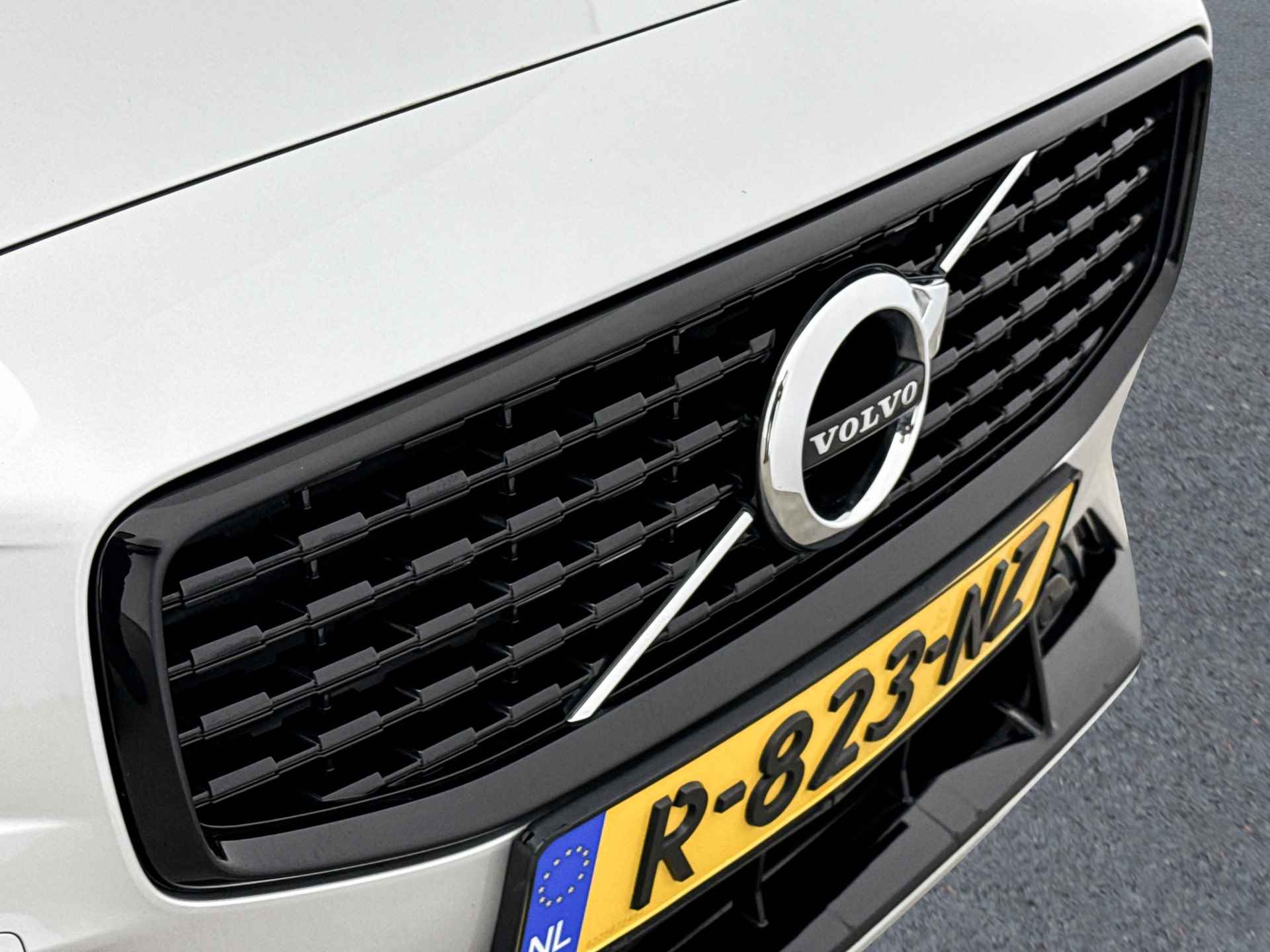 Volvo V60 B4 Plus Dark | Sportstoelen | Elektr. verst. best. stoel | Adaptieve cruise | BLIS | Stoelverwarming | Keyless - 10/30