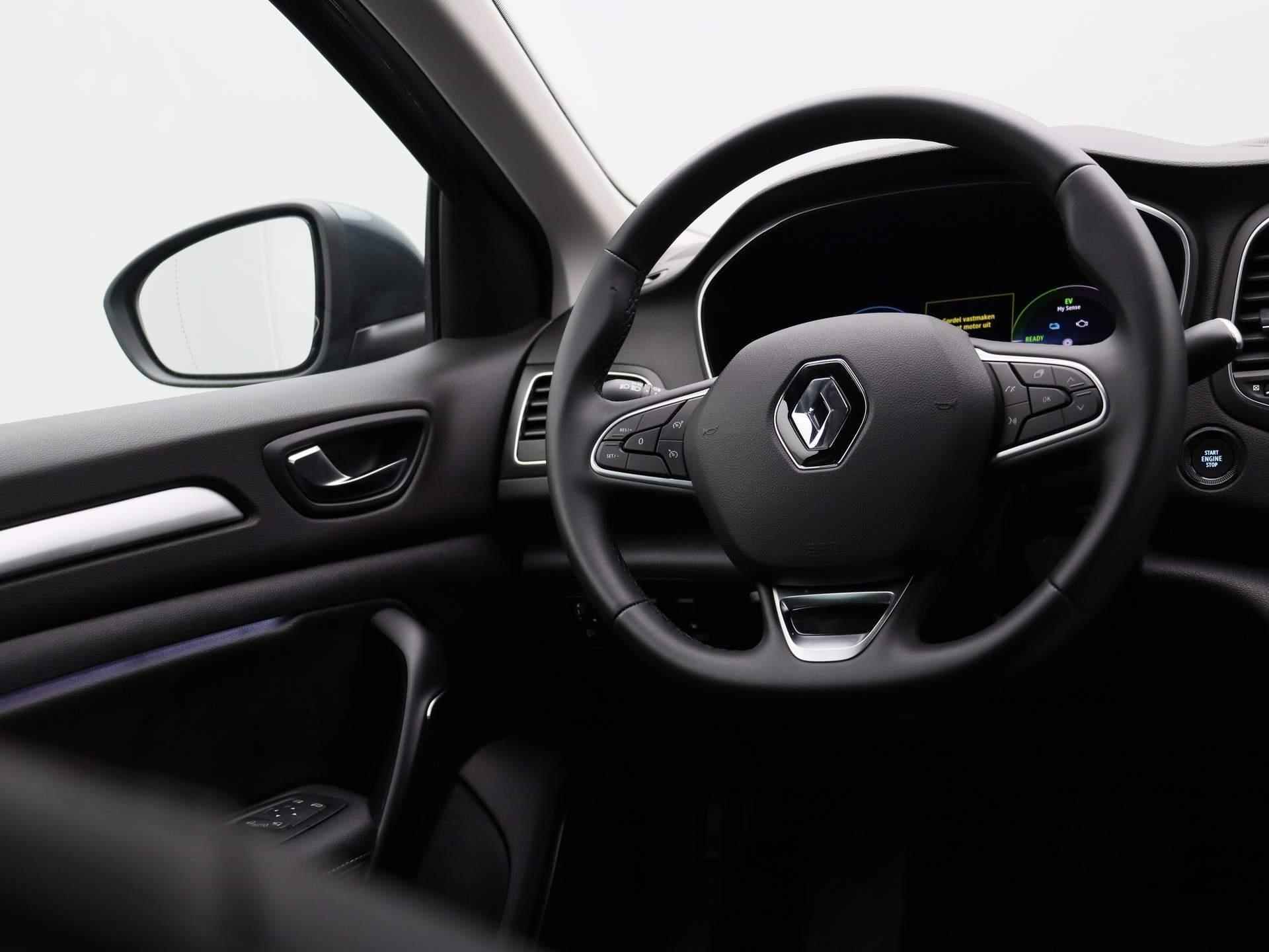 Renault Megane 1.6 E-Tech 160 Plug-in Hybrid Intens | Navigatie | Half-Leder | Lichtmetalen velgen | Parkeersensoren | Stoelverwarming - 11/28