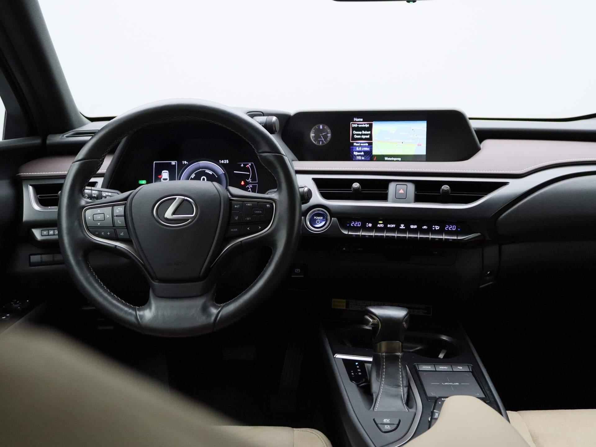 Lexus UX 250h Business Line | Navigatie | Climate Control | Camera | LED Verlichting | - 7/40