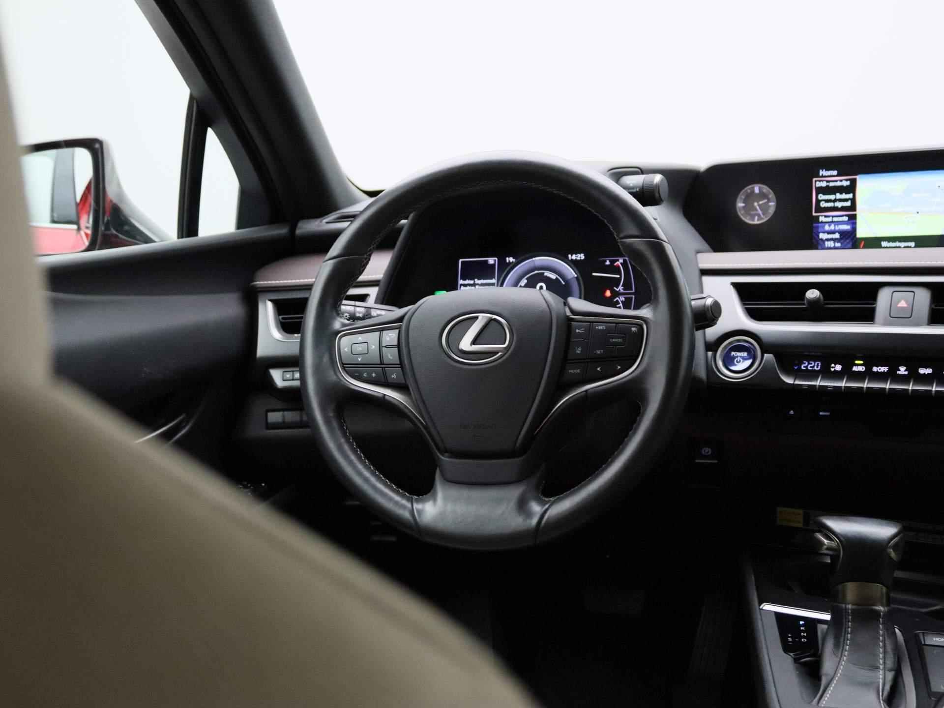 Lexus UX 250h Business Line | Navigatie | Climate Control | Camera | LED Verlichting | - 10/40