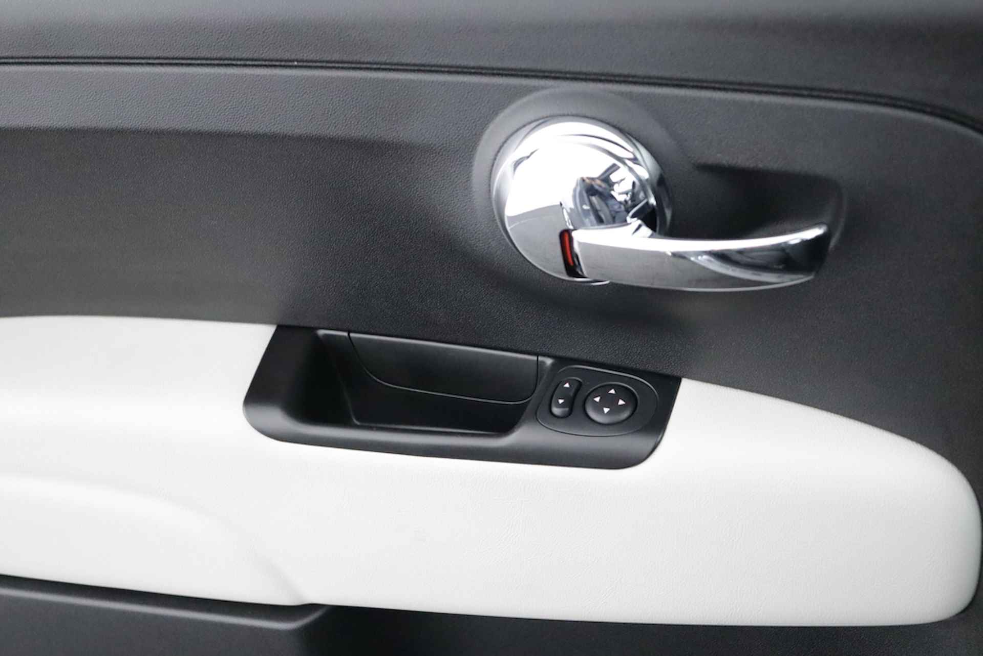 Fiat 500 Hybrid Dolcevita, 12 MND GARANTIE | Navigatie | DAB+ | Apple Car Play | Panorama | NIEUWSTAAT - RIJKLAAR INCL.BTW - 27/45