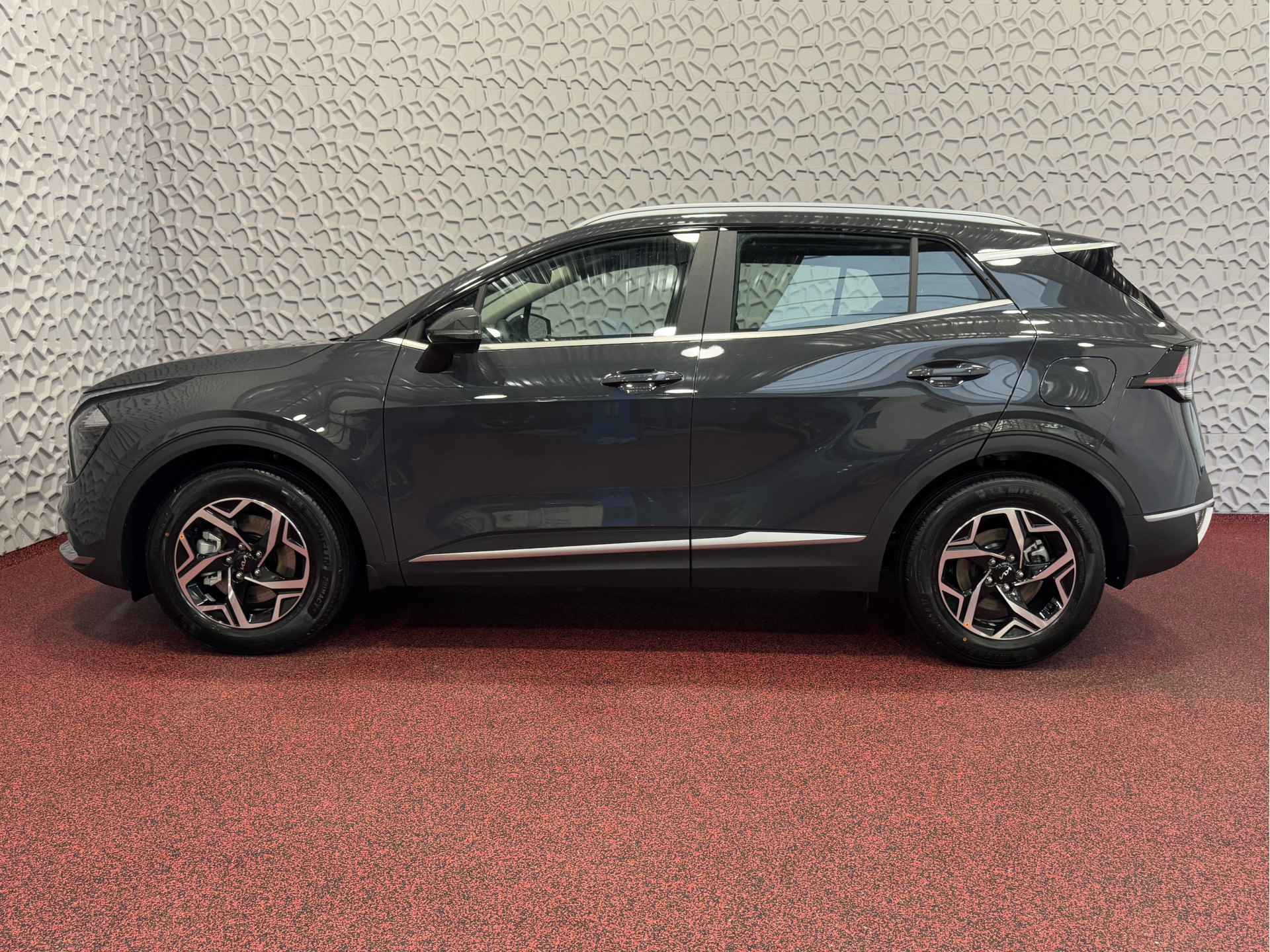 Kia Sportage 1.6 T-GDi ✅NIEUWE AUTO✅ XL.NAVI CAMERA STOEL/STUUR VERW. ADAP.CRUISE CARPLAY NAVI 10/2024 - 68/83