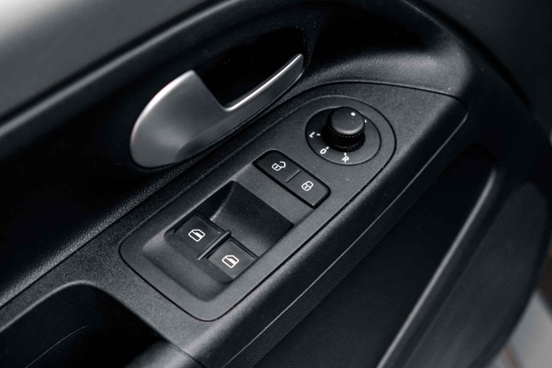 Škoda Citigo e-iV EV Style Airco - Cruise control - Lichtmetalen velgen | incl. Bovag rijklaarpakket met 12 maanden garantie - 33/50