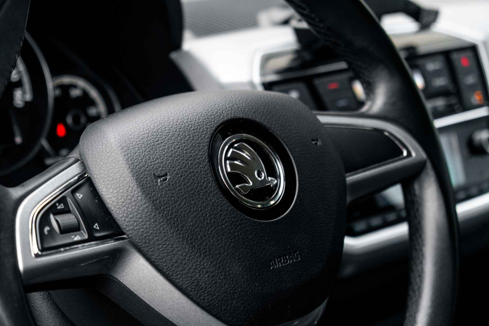 Škoda Citigo e-iV EV Style Airco - Cruise control - Lichtmetalen velgen | incl. Bovag rijklaarpakket met 12 maanden garantie - 35/50