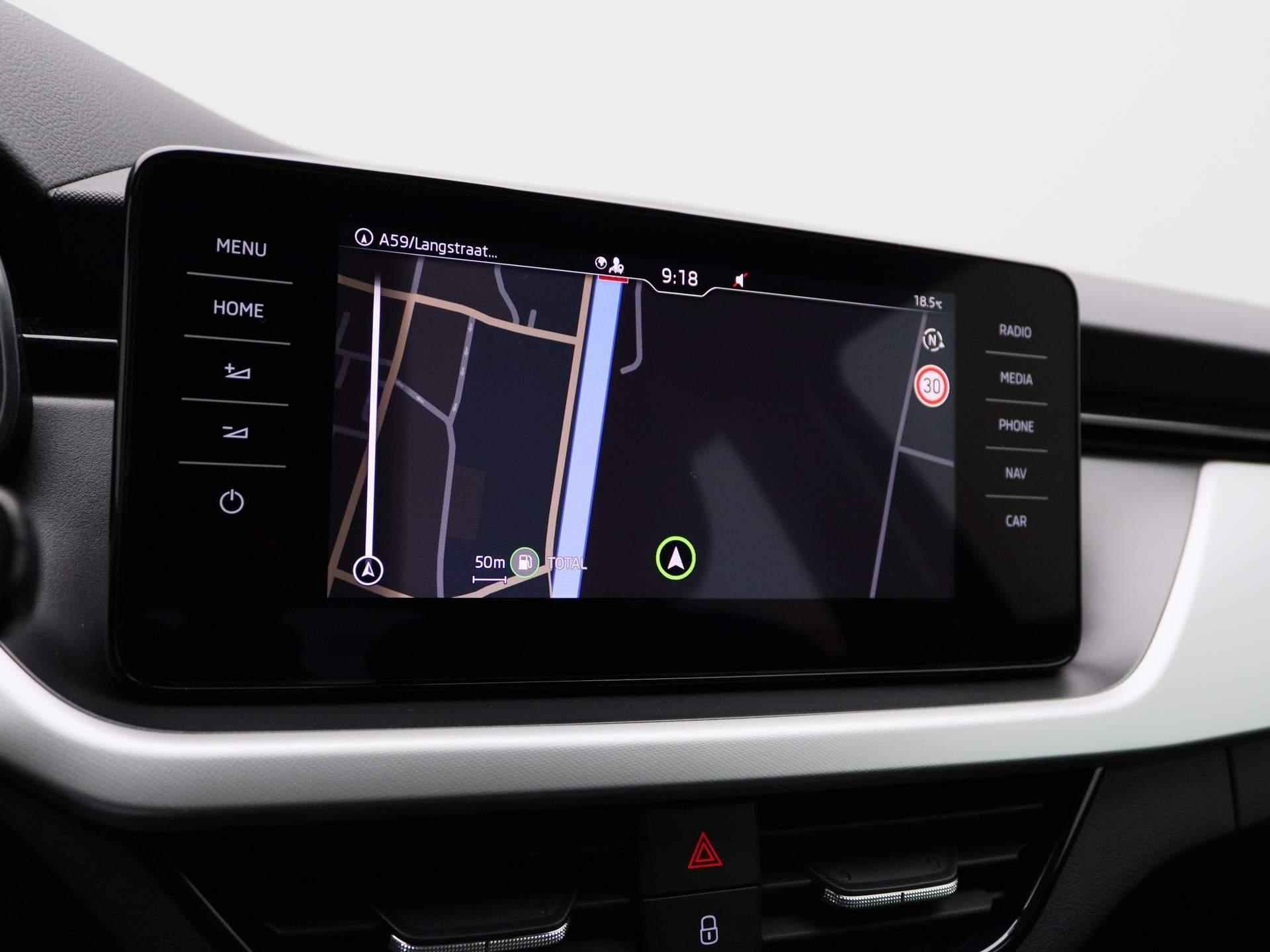 Skoda Scala 1.0 TSI Ambition 110 PK | Automaat | LED Koplampen | Navigatie | Apple Carplay & Android Auto | Airconditioning | Cruise Control | Parkeersensoren | Virtual Cockpit | Lichtmetalen velgen | - 17/38