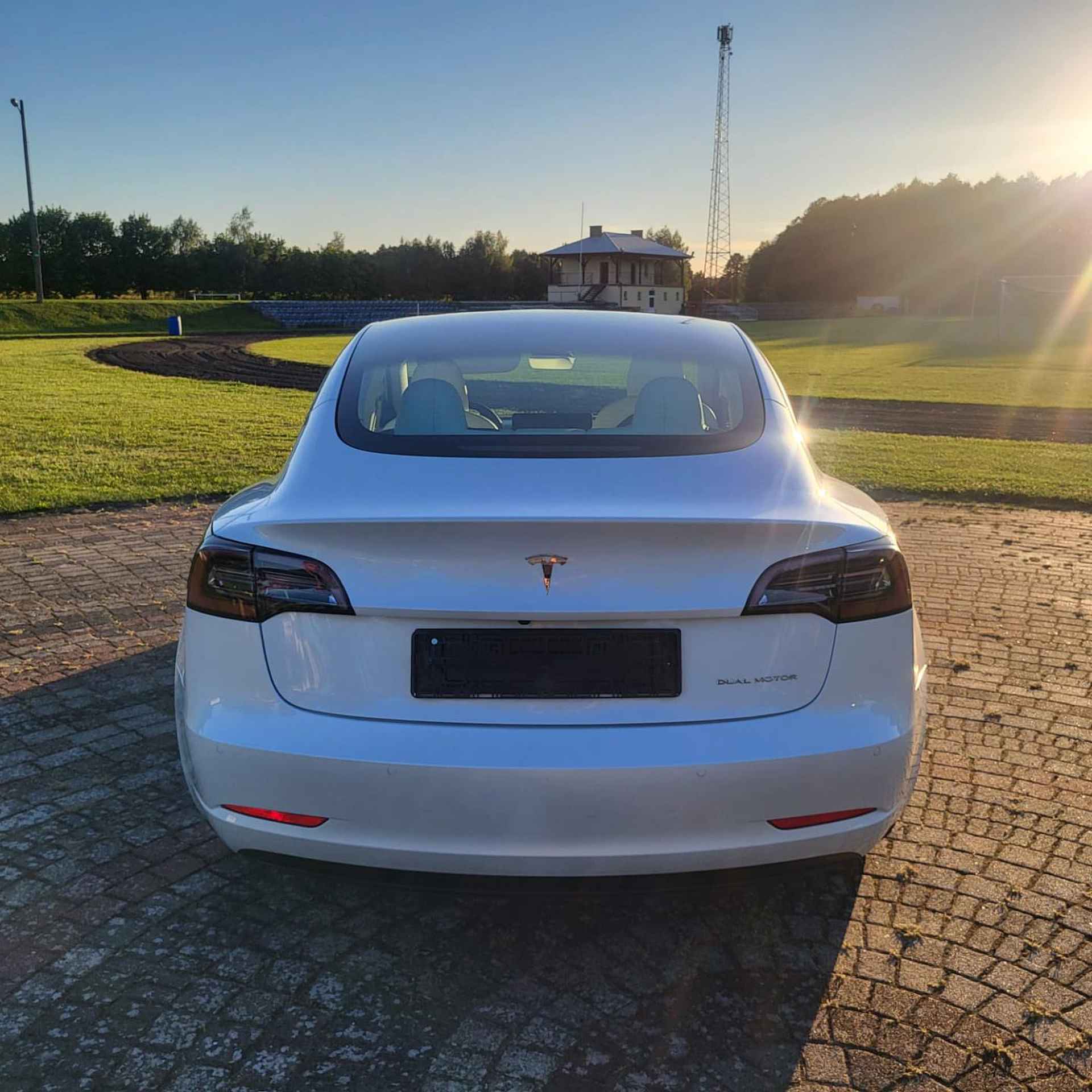 Tesla Model 3 Long Range AWD 75 kWh. 366kw. 497 PK. Dual Motor - 7/25