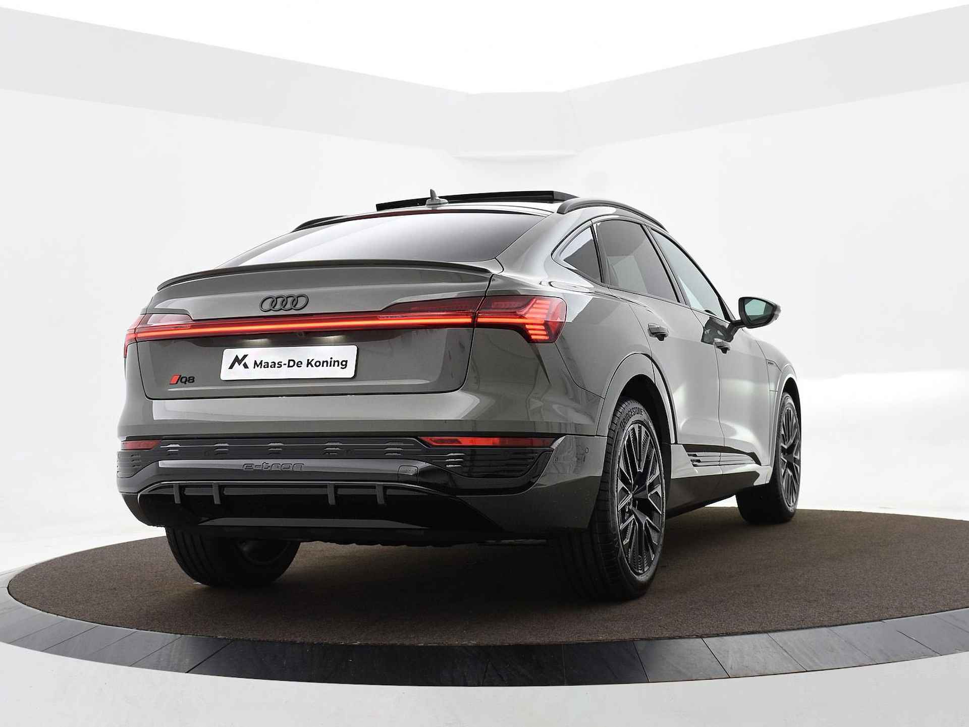 Audi Q8 e-tron Sportback S Edition (C2)  55 300kw/408pk 114Kwh Sportback El - 7/40