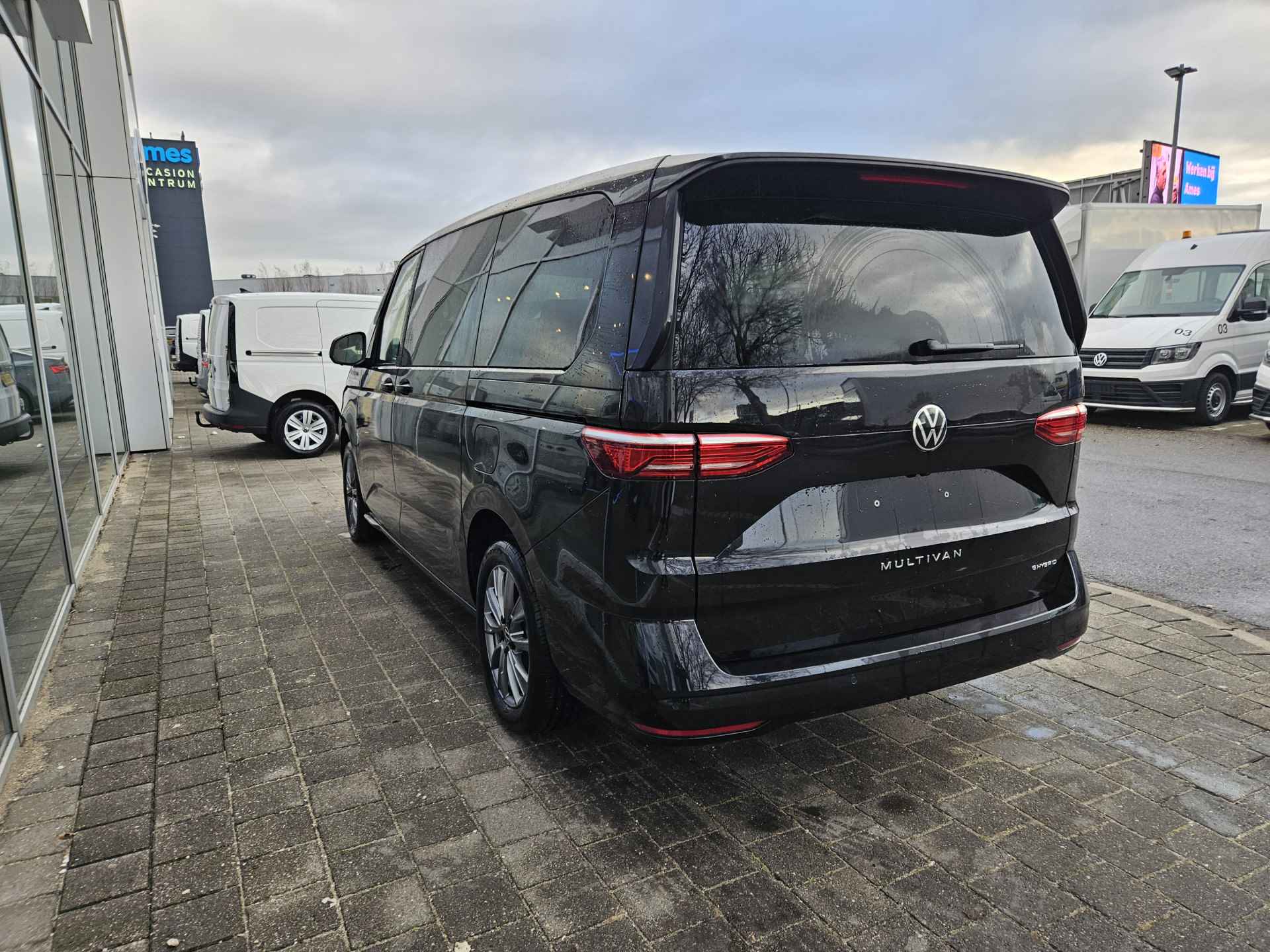 Volkswagen Multivan 1.4 eHybrid 218PK L2H1 Energetic 6 zitplaatsen | IQ Light | Elektrische schuifdeuren + Achterklep - 6/33