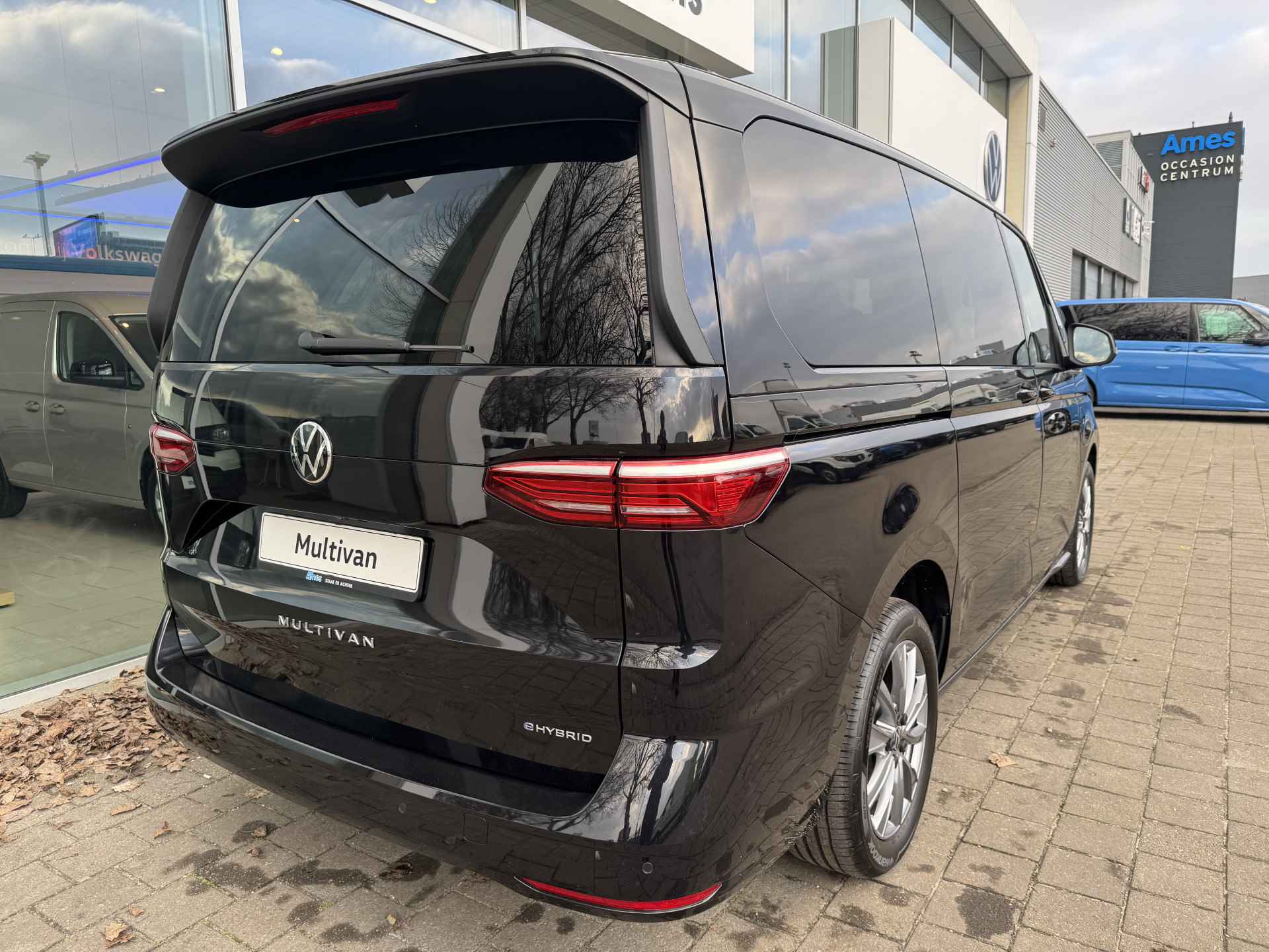 Volkswagen Multivan 1.4 eHybrid 218PK L2H1 Energetic 6 zitplaatsen | IQ Light | Elektrische schuifdeuren + Achterklep - 6/42