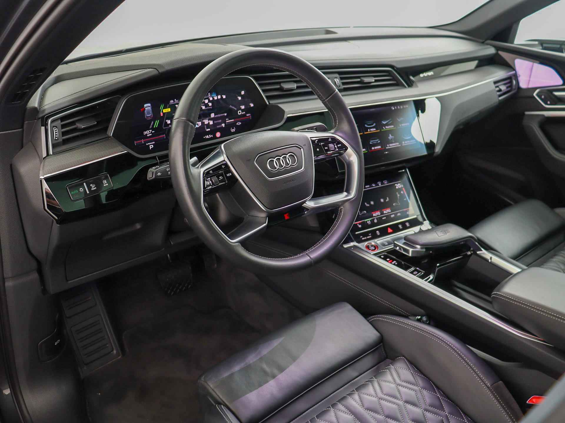 Audi e-tron Sportback S 503PK quattro | S-Sportstoelen | Pano.dak | B&O | Stoelverwarming V+A | 21' velgen | Top view camera | Head-up | Carbon | Verlengde fabrieksgarantie* - 3/64
