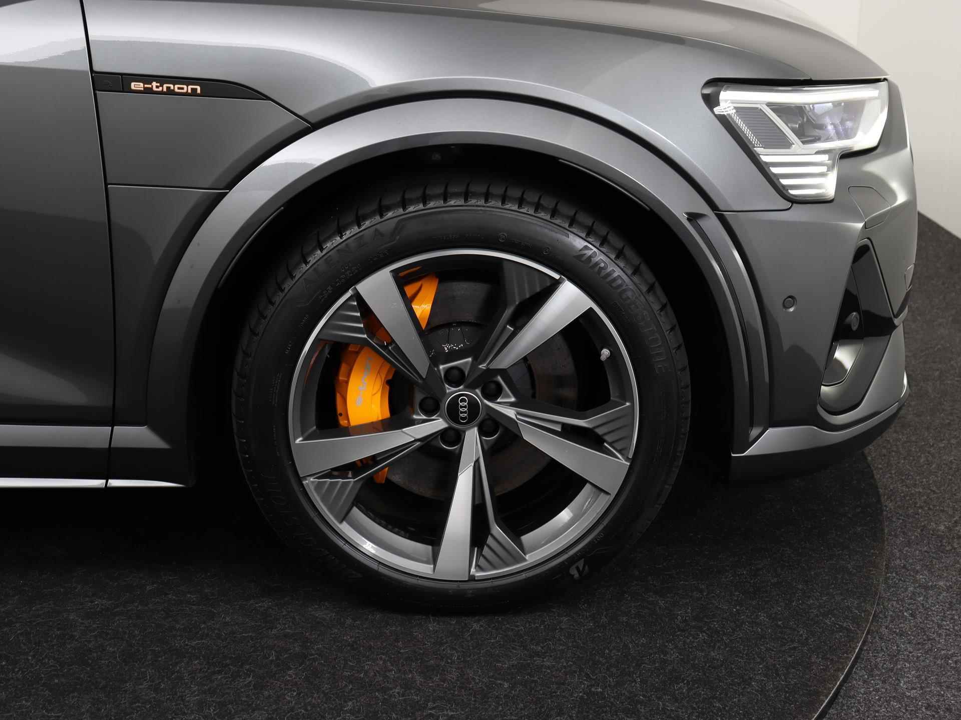 Audi e-tron Sportback S 503PK quattro | S-Sportstoelen | Pano.dak | B&O | Stoelverwarming V+A | 21' velgen | Top view camera | Head-up | Carbon | Verlengde fabrieksgarantie* - 15/64